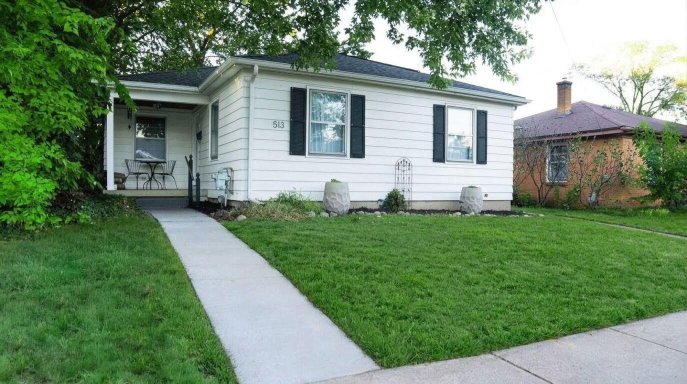 513 Julia Street NE