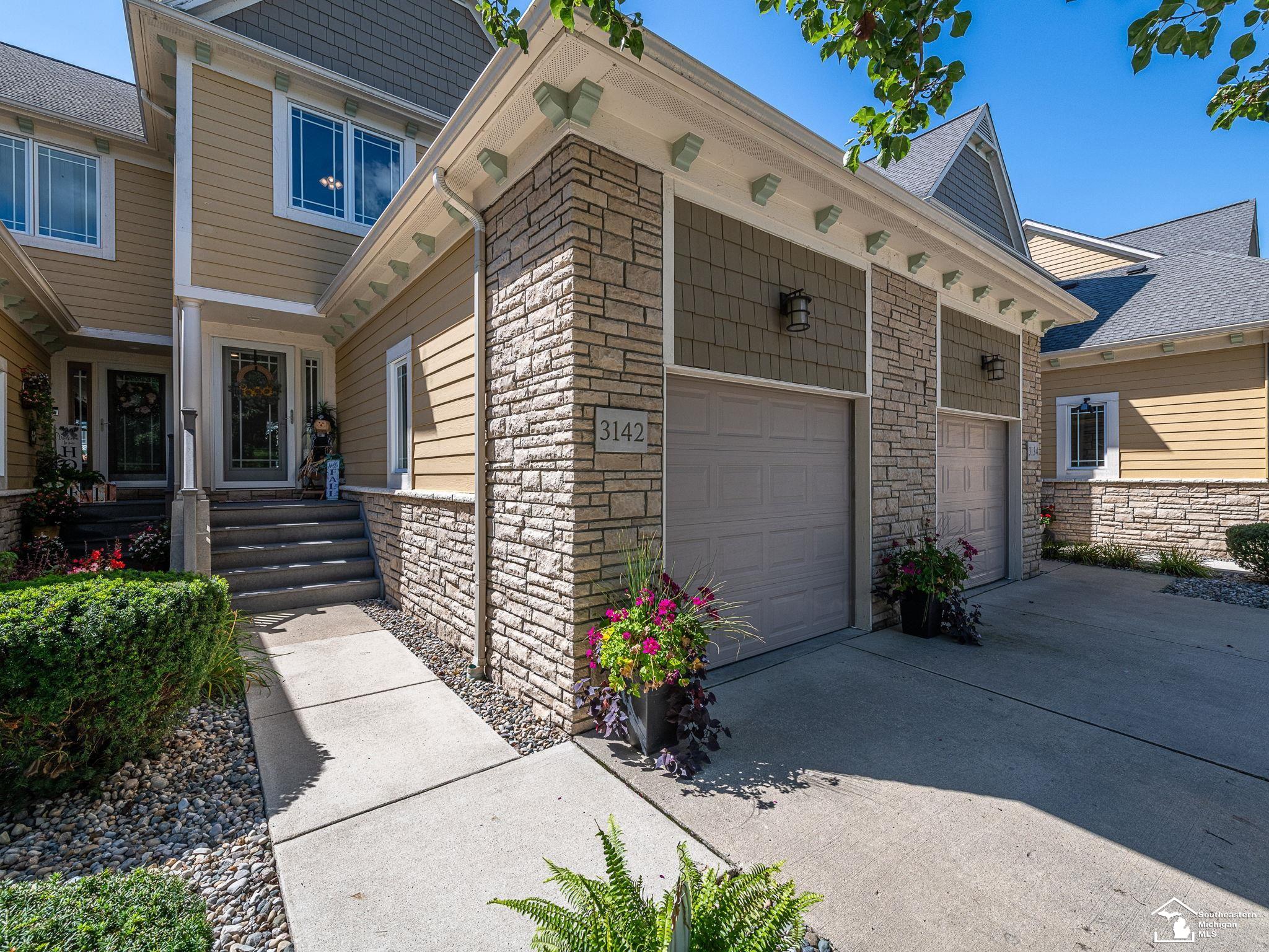 3142 Charm Harbor DR