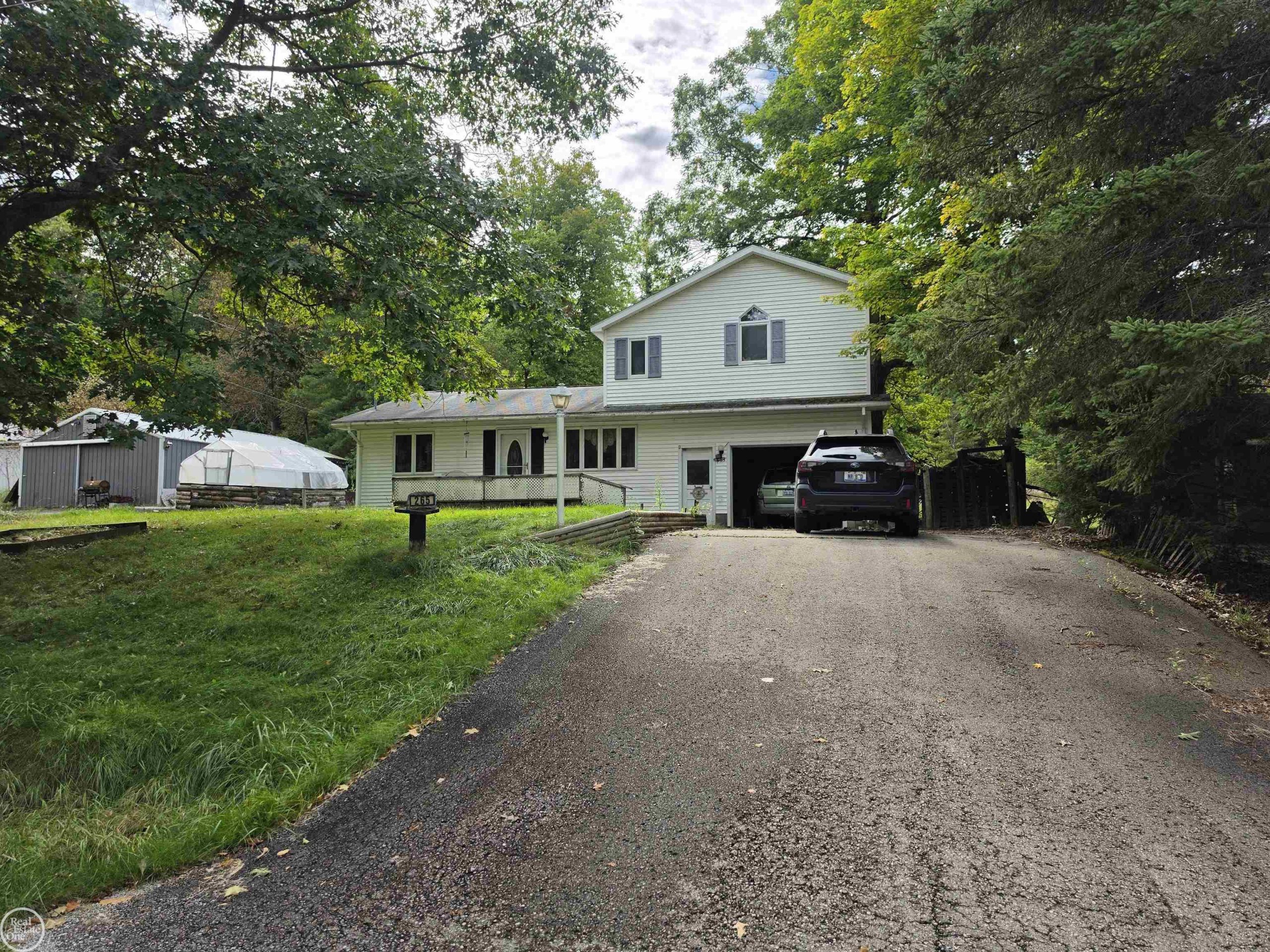 265 OLD TRAIL RD