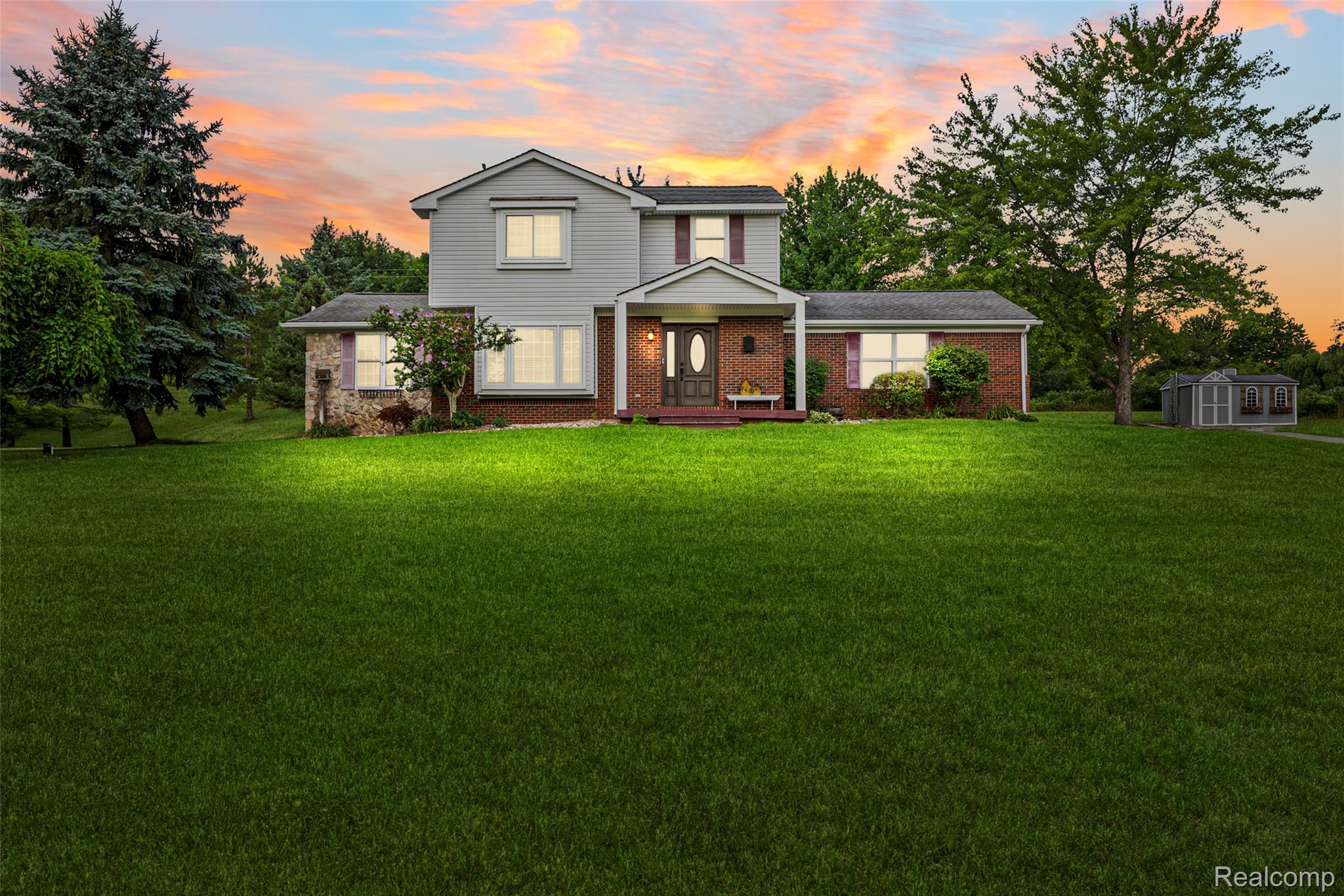 795, Vivian, Oxford, Michigan, 48371
