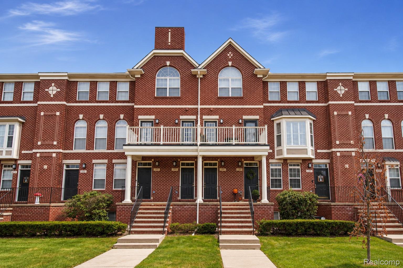 1405, Raliegh, Troy, Michigan, 48084