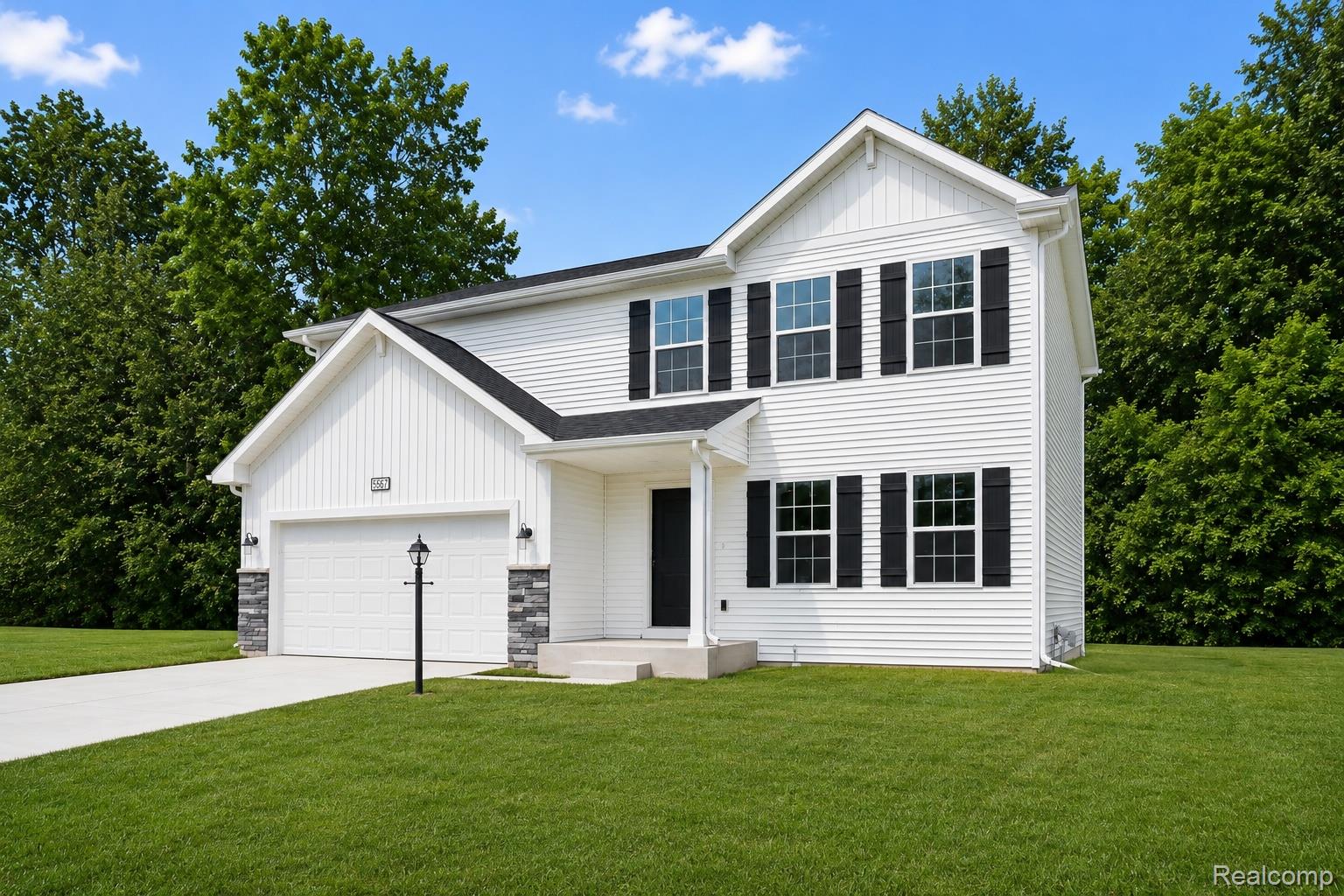 2322, Pear Tree, Burton, Michigan, 48519