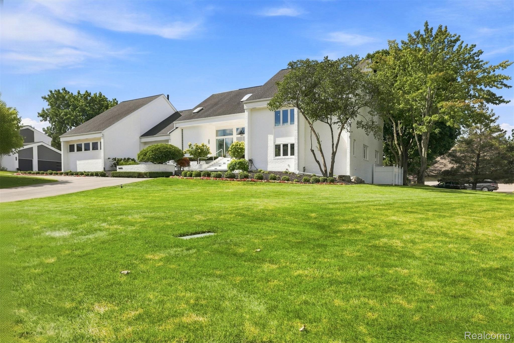 3802, Columbia, Bloomfield Hills, Michigan, 48302