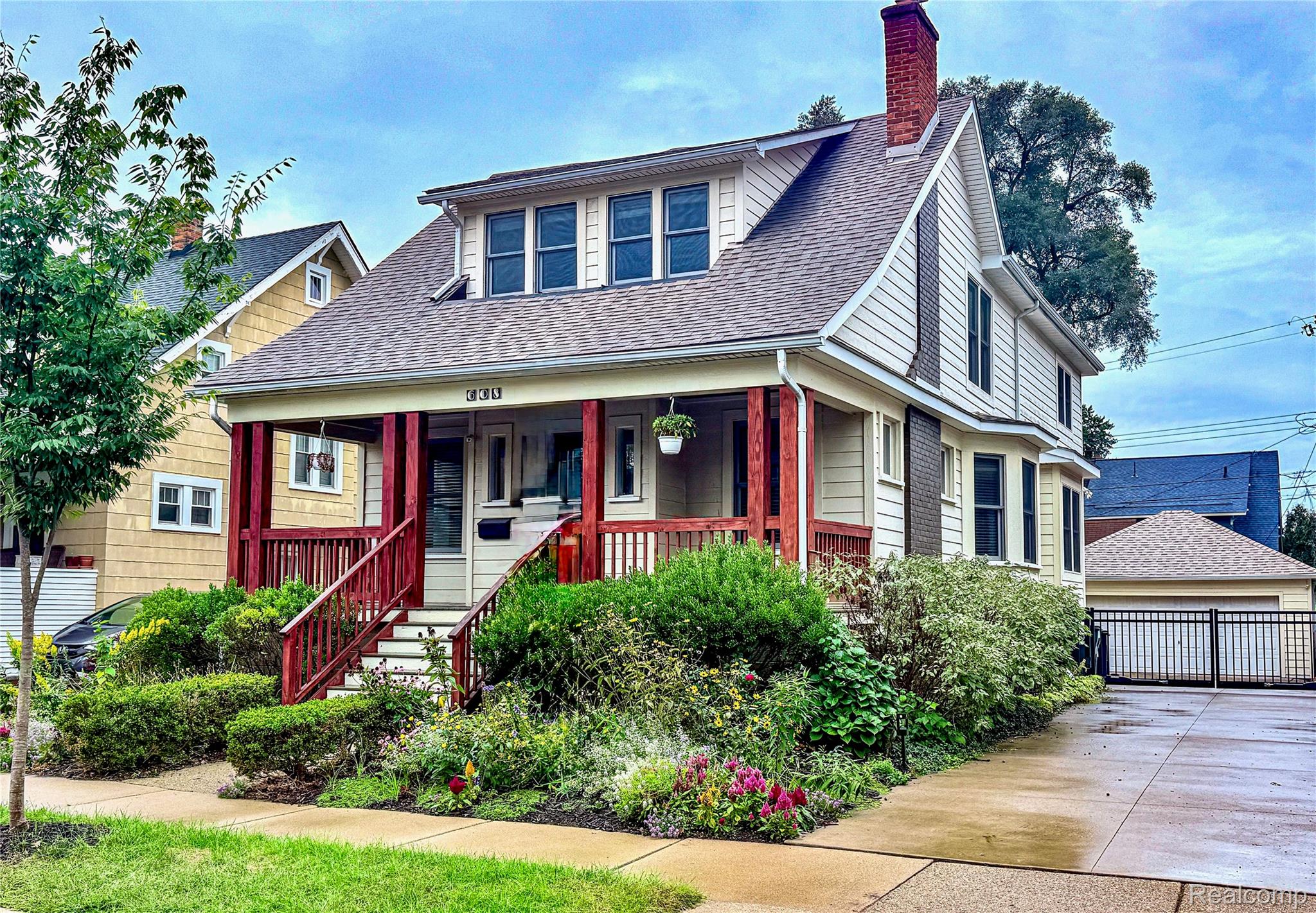 608, West, Royal Oak, Michigan, 48067
