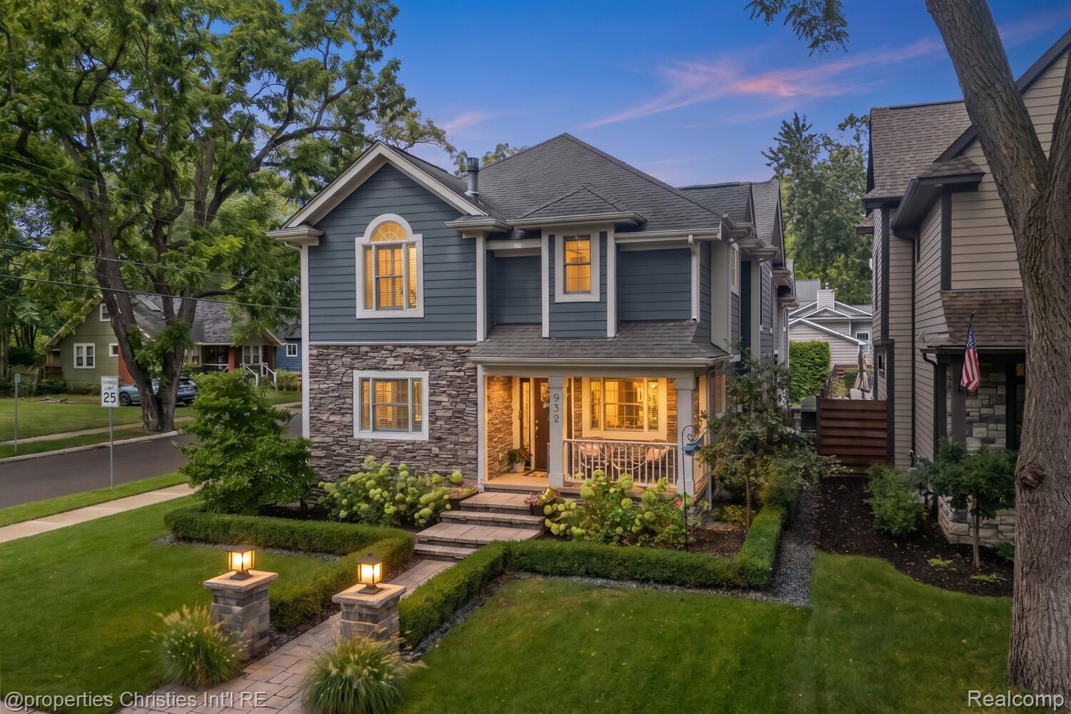 932, Roselawn, Rochester, Michigan, 48307