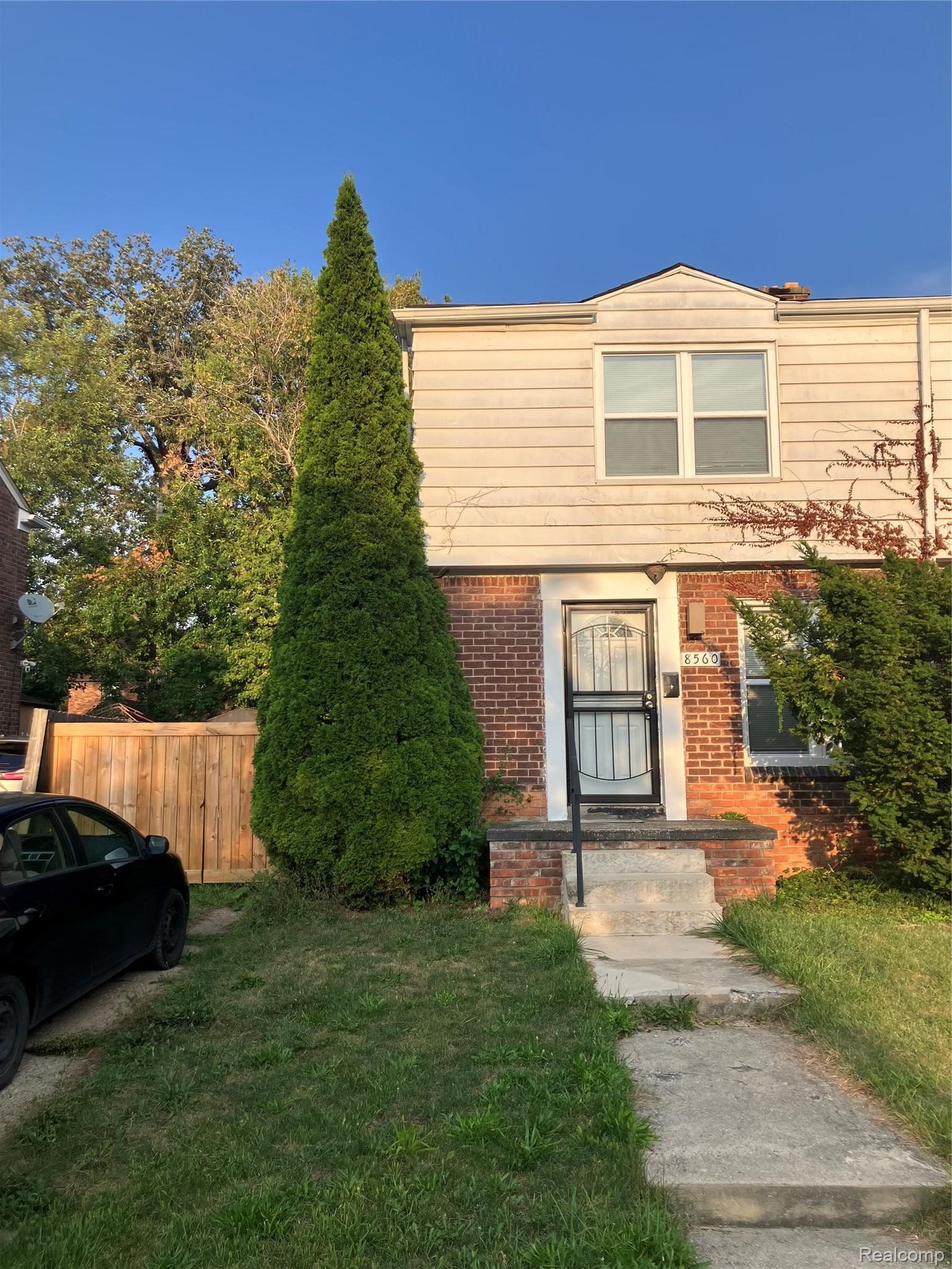 8560, Manor, Detroit, Michigan, 48204