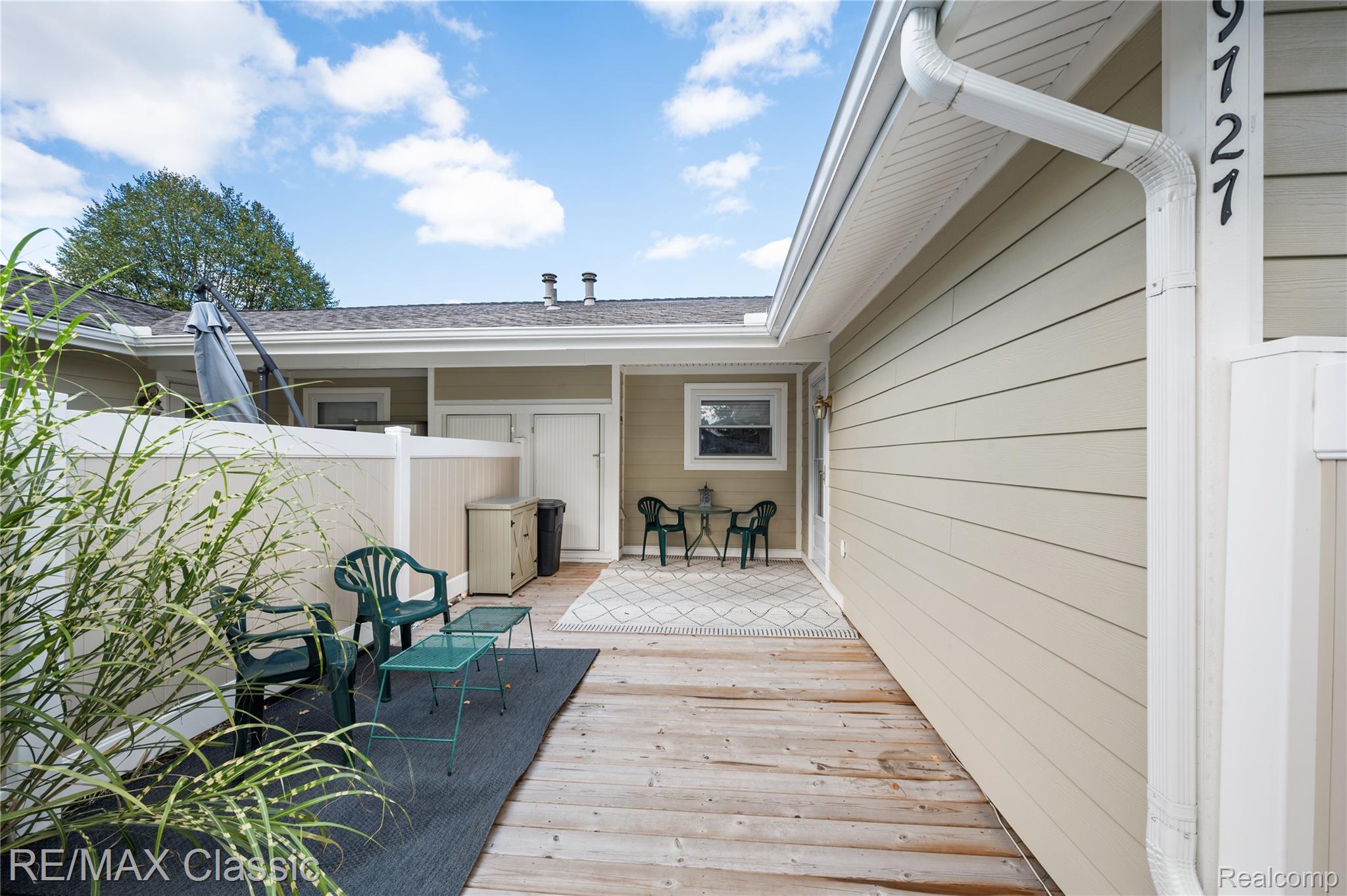 39727, Village Wood, Novi, Michigan, 48375