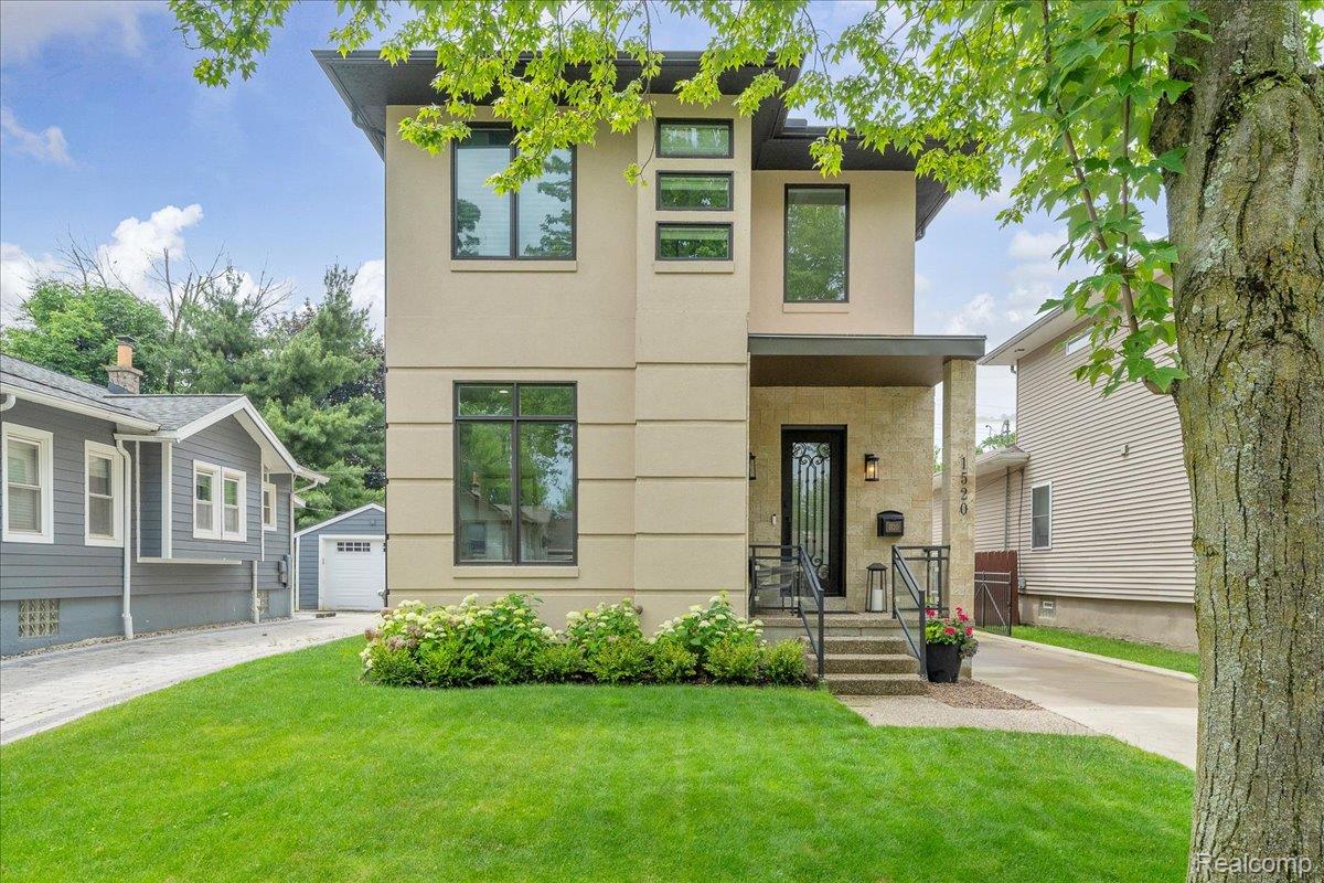 1520, Bennaville, Birmingham, Michigan, 48009