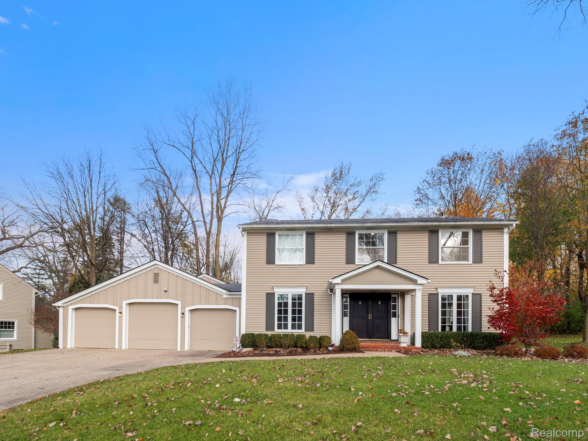 749, KENSINGTON, Bloomfield Hills, Michigan, 48304