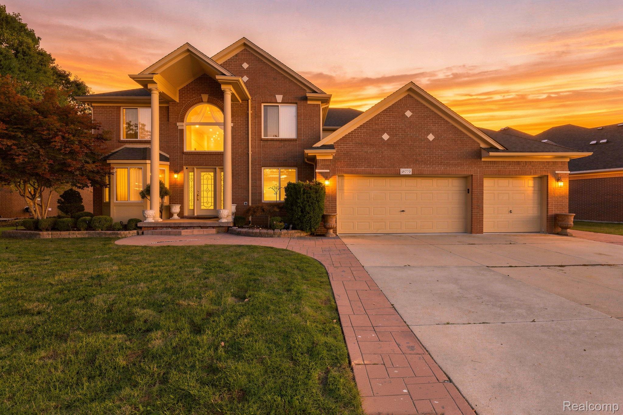 18779, Sandhurst, Clinton Twp, Michigan, 48038