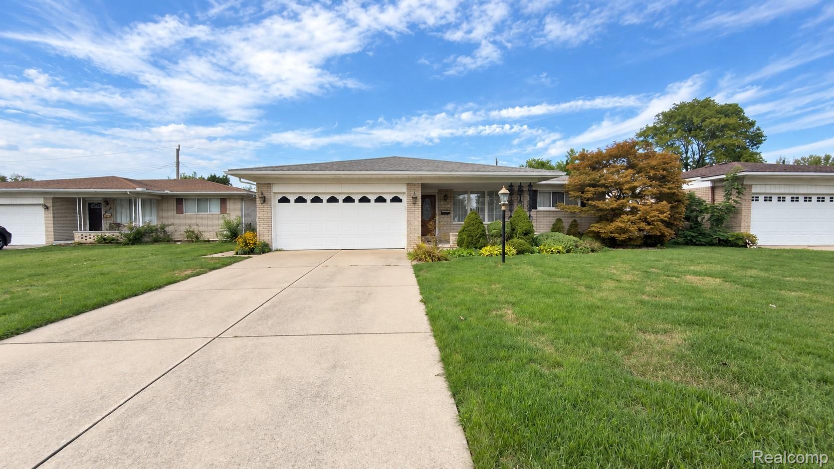 33439, Elgin, Sterling Heights, Michigan, 48310