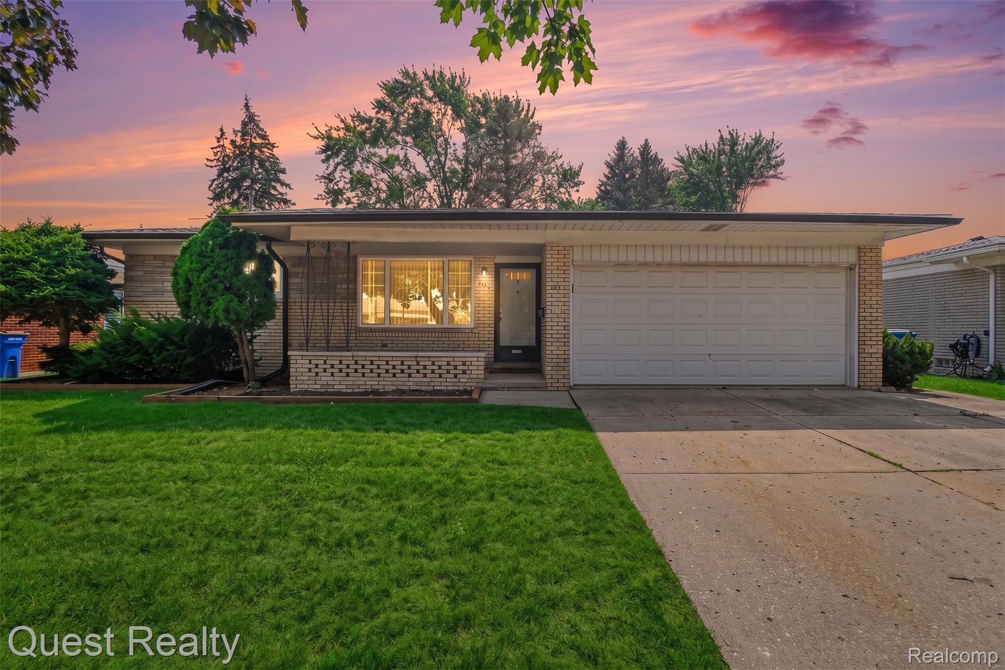 3450, Shampo, Warren, Michigan, 48092