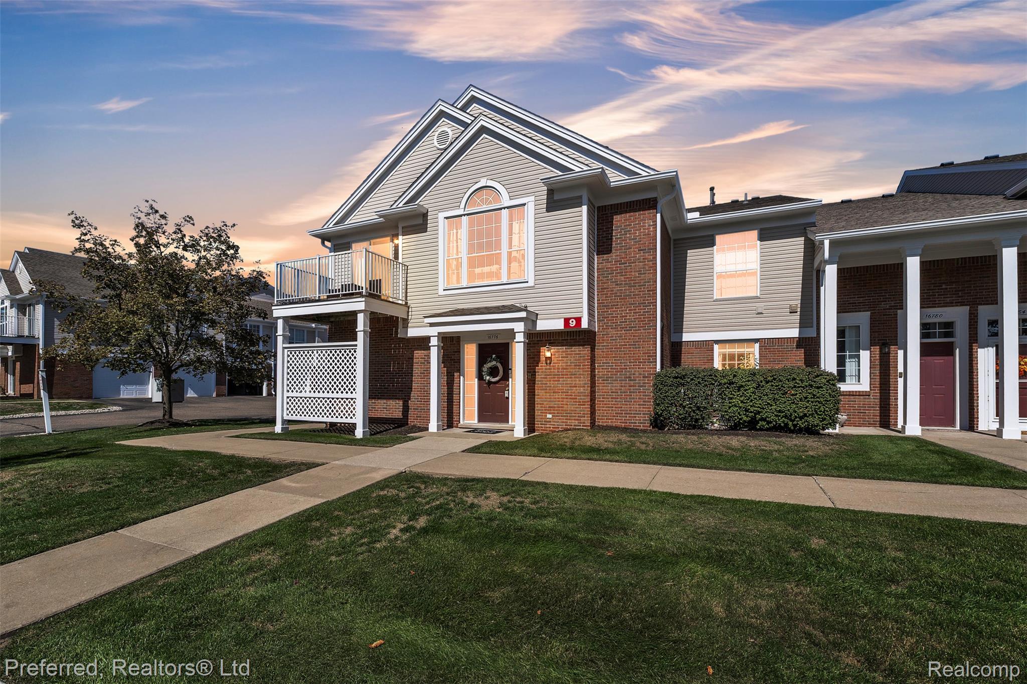 16776, Dover, Northville, Michigan, 48168