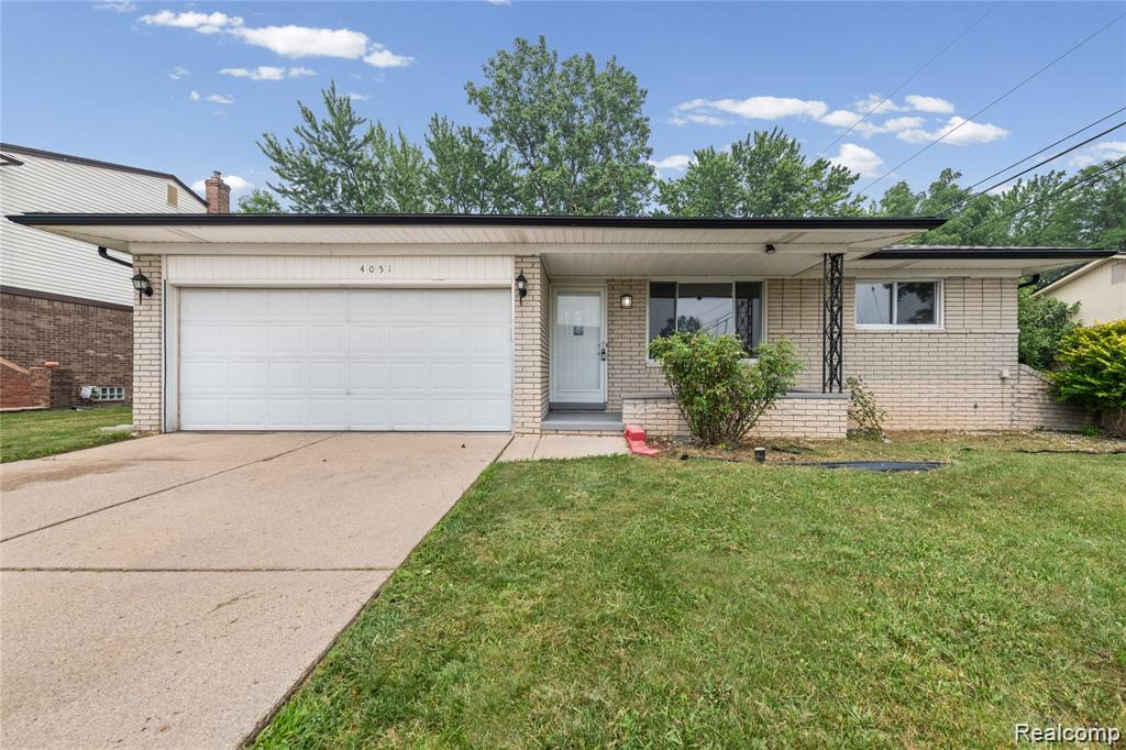 4051, Dickson, Sterling Heights, Michigan, 48310