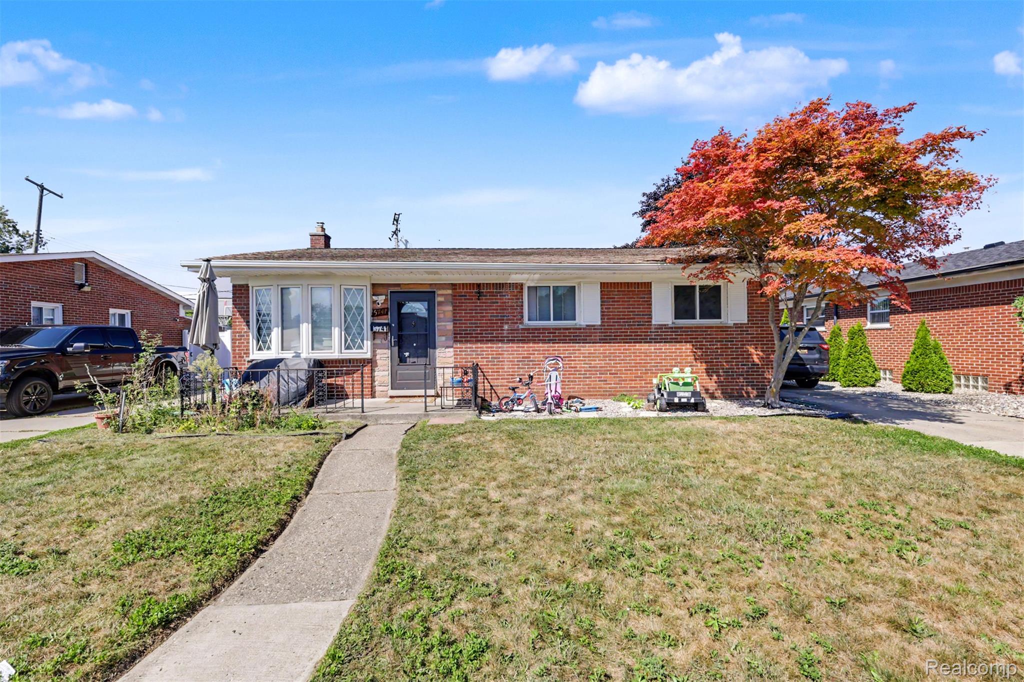 5741, Fairwood, Dearborn Heights, Michigan, 48127