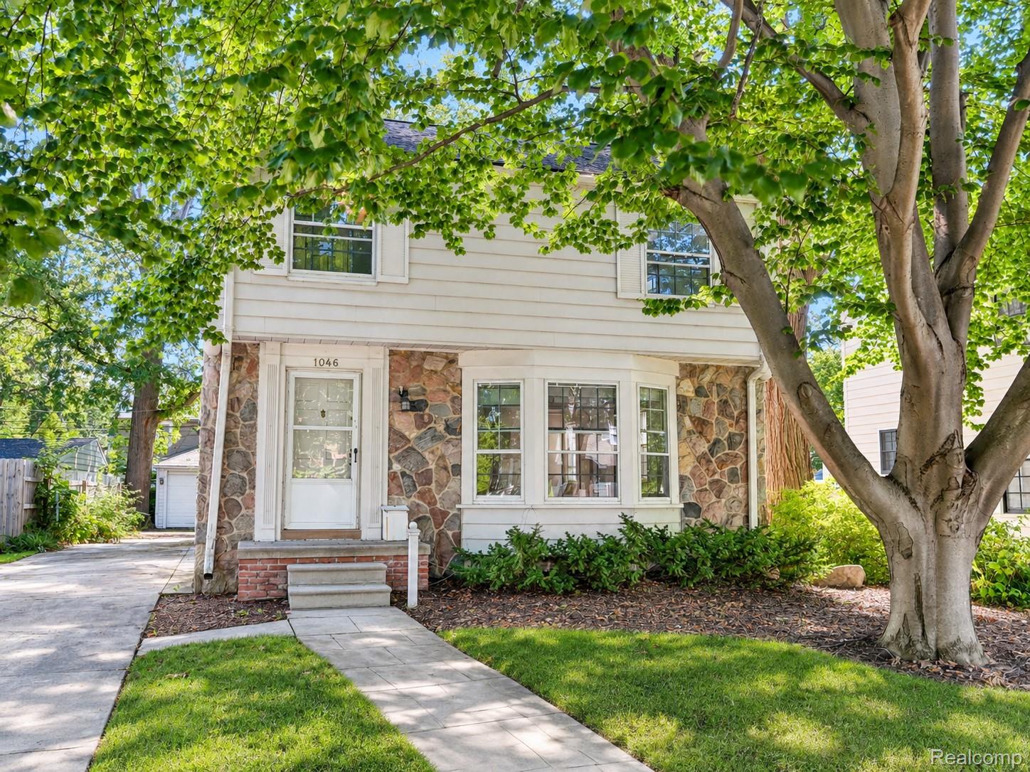 1046, Oakridge, Royal Oak, Michigan, 48067