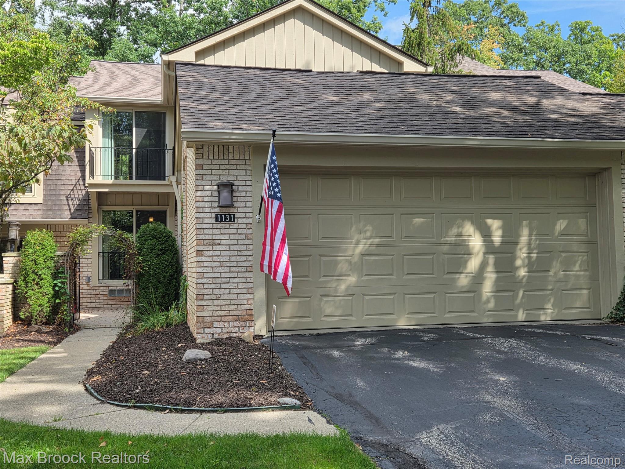 1131, Hillpointe, Bloomfield Hills, Michigan, 48304