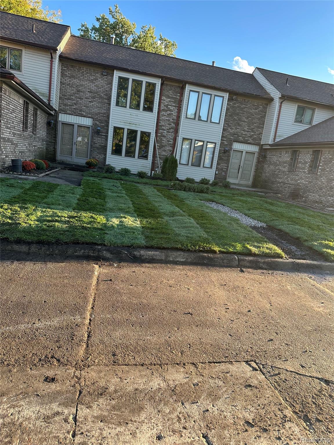 13760, Plumbrook, Sterling Heights, Michigan, 48312