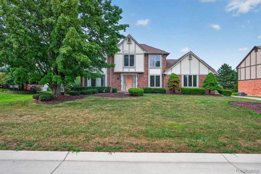 752, ENGLEWOOD, Rochester Hills, Michigan, 48309