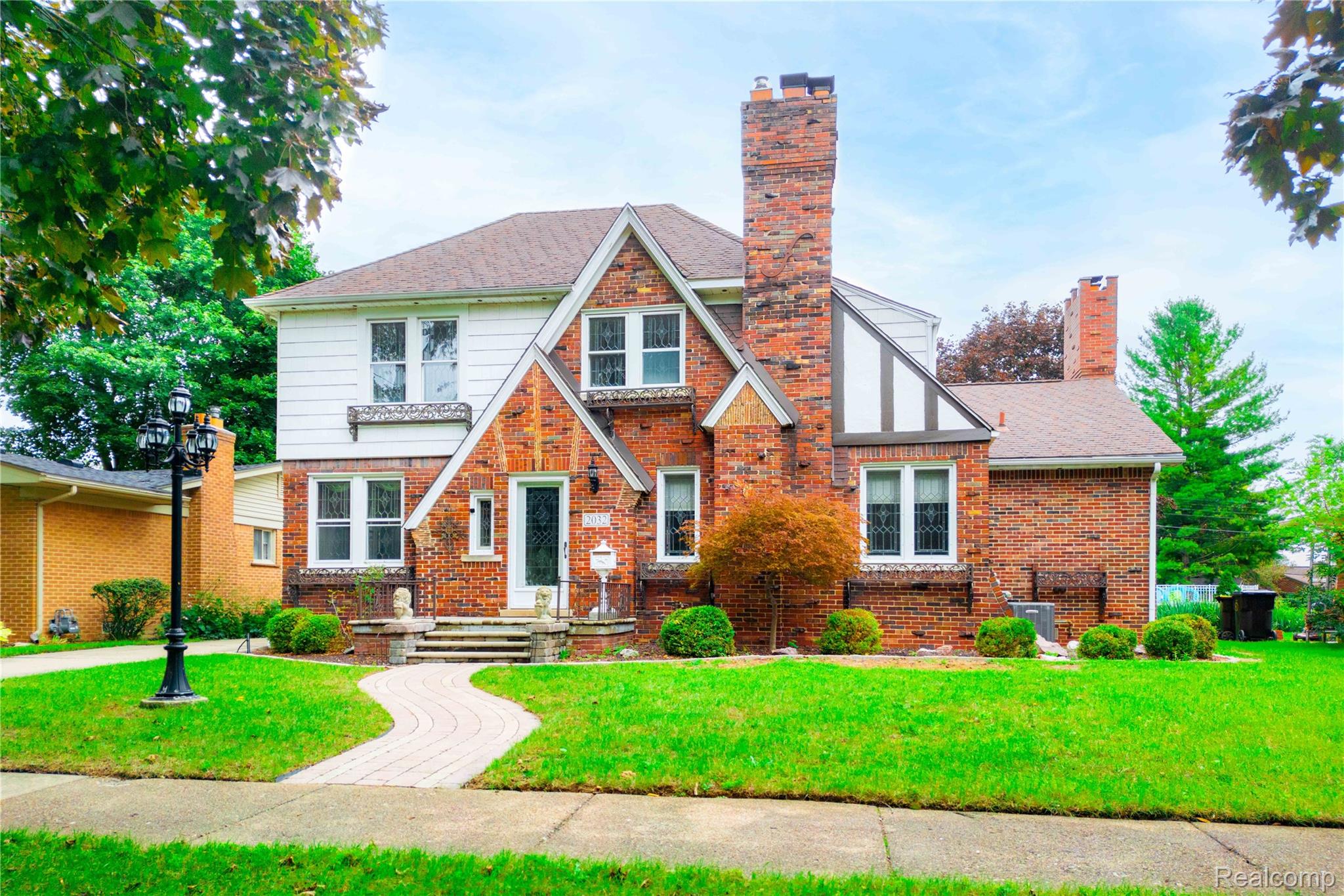 2032, Trenton, Trenton, Michigan, 48183