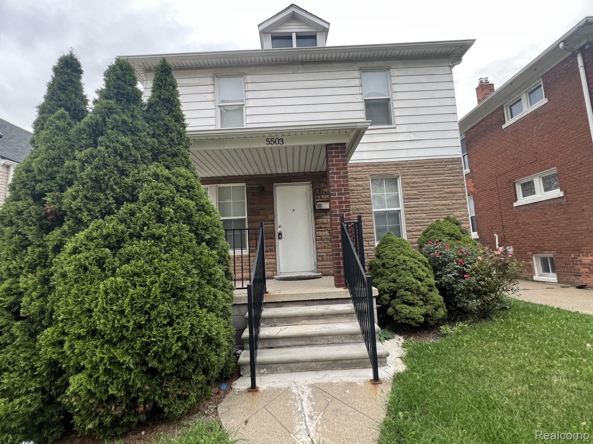 5503, CALHOUN, Dearborn, Michigan, 48126