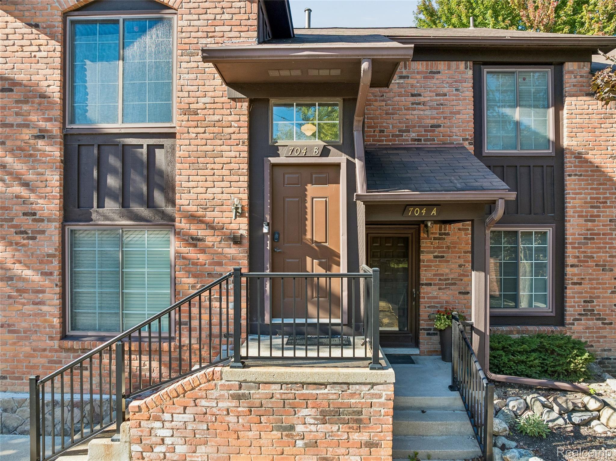 704, Brady, #B, Dearborn, Michigan, 48124