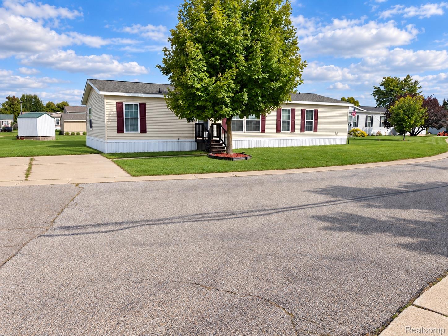 433, Shadow, Mason, Michigan, 48854