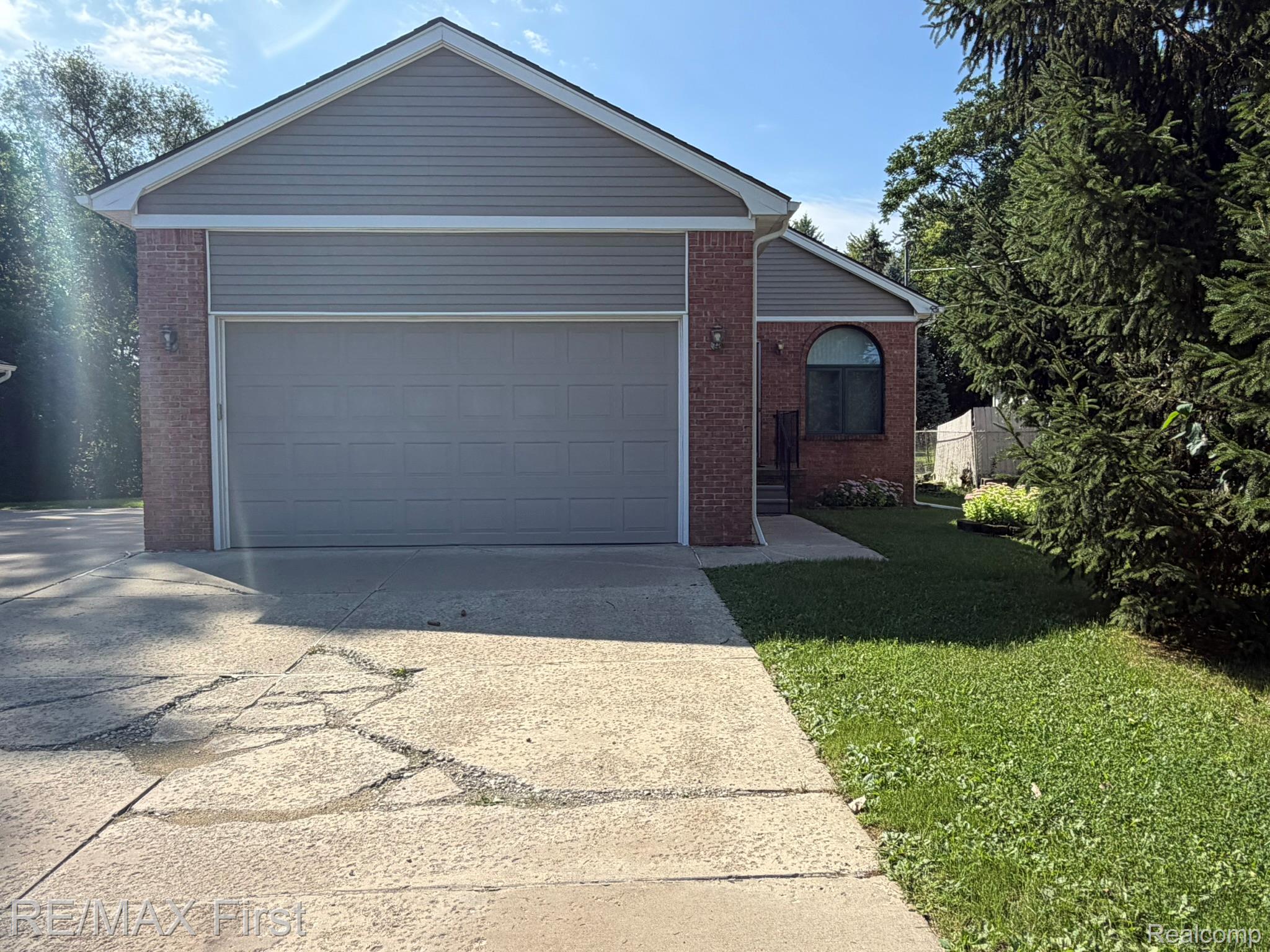 3055, Auburn, Rochester Hills, Michigan, 48309