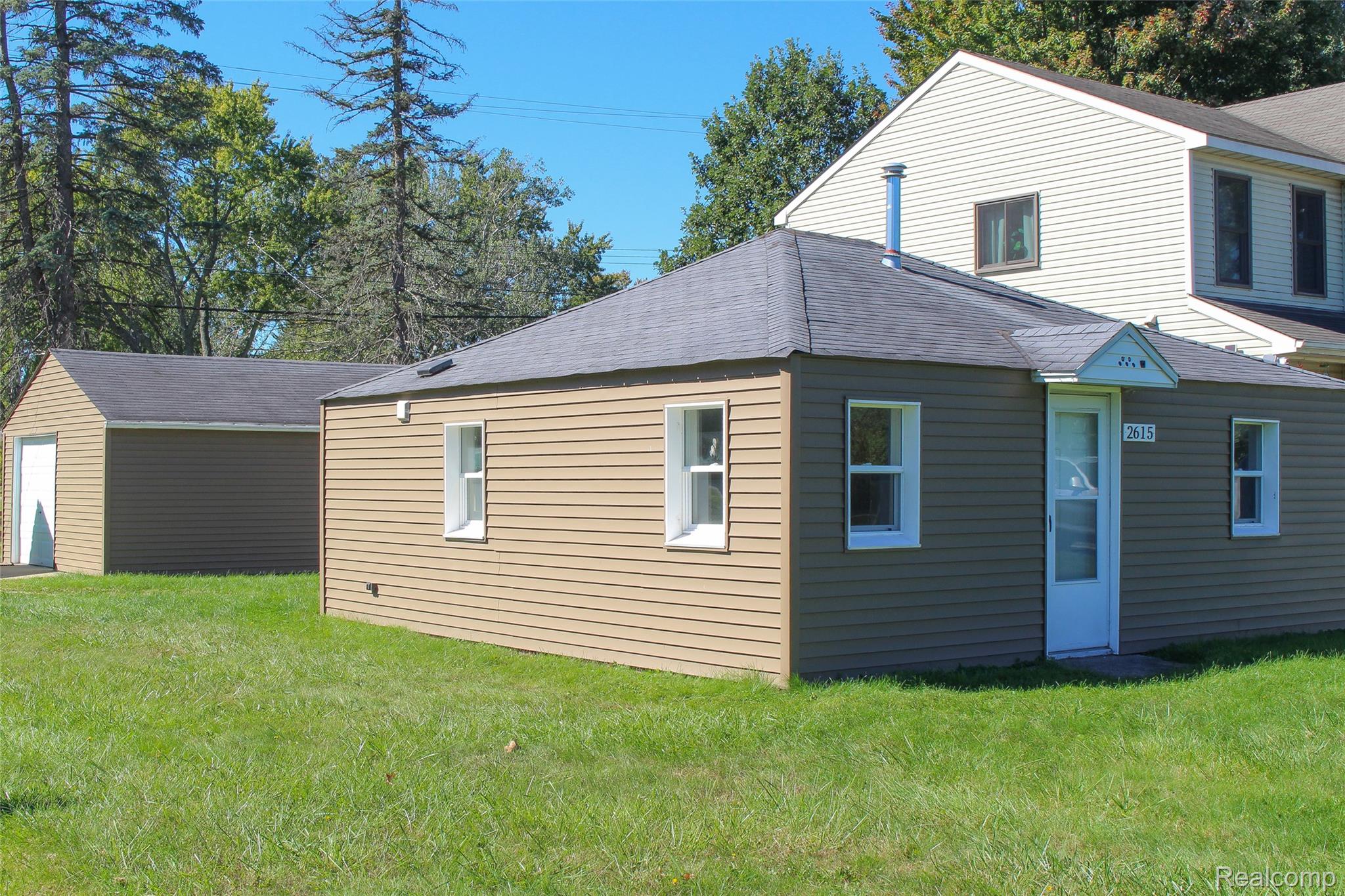 2615, Watkins Lake, Waterford, Michigan, 48328
