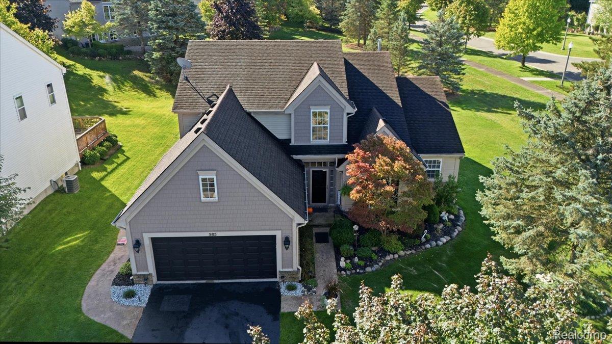 585, Boulder Lake, Oxford, Michigan, 48371