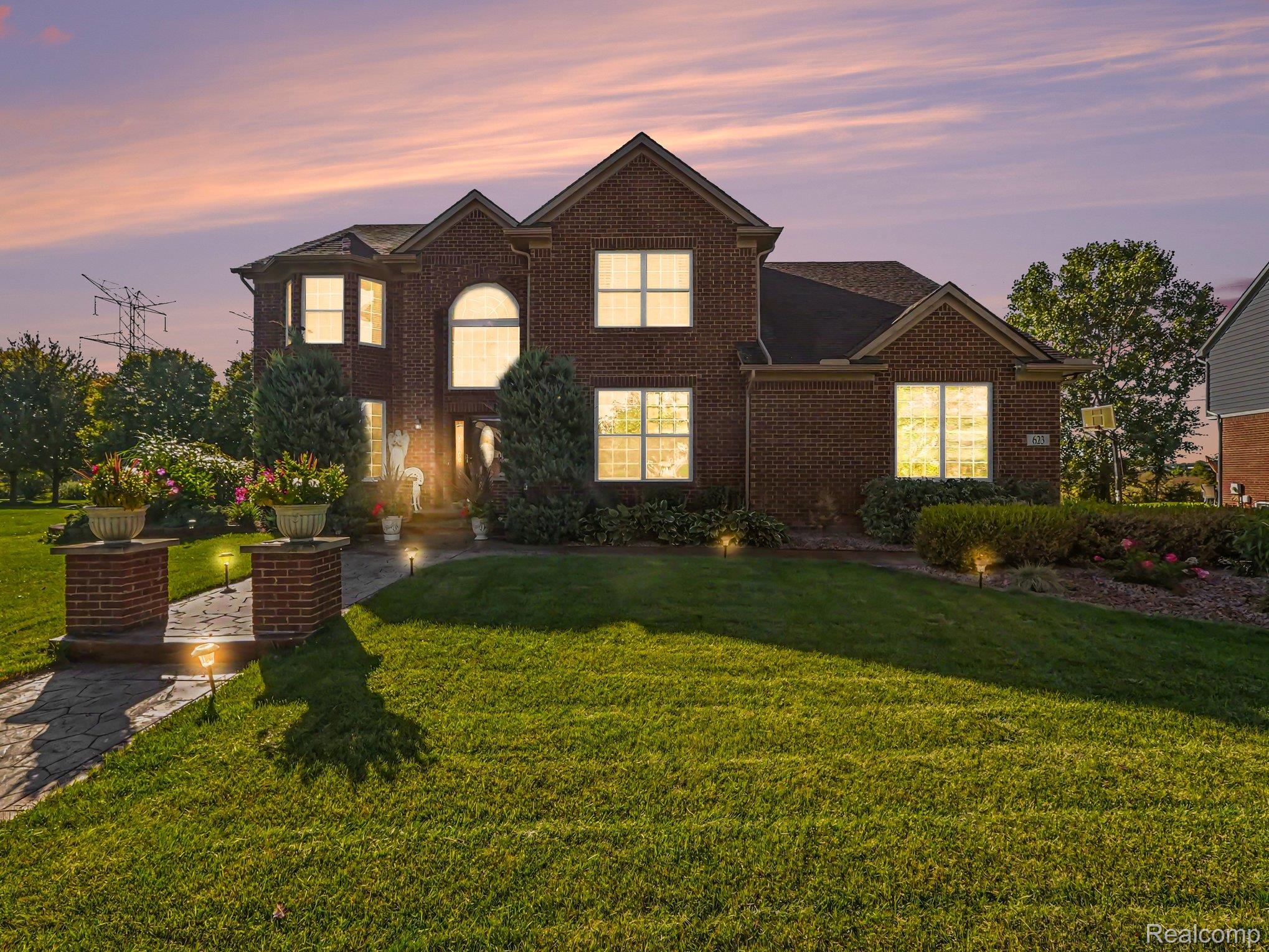 623, Ambleside, Canton, Michigan, 48187