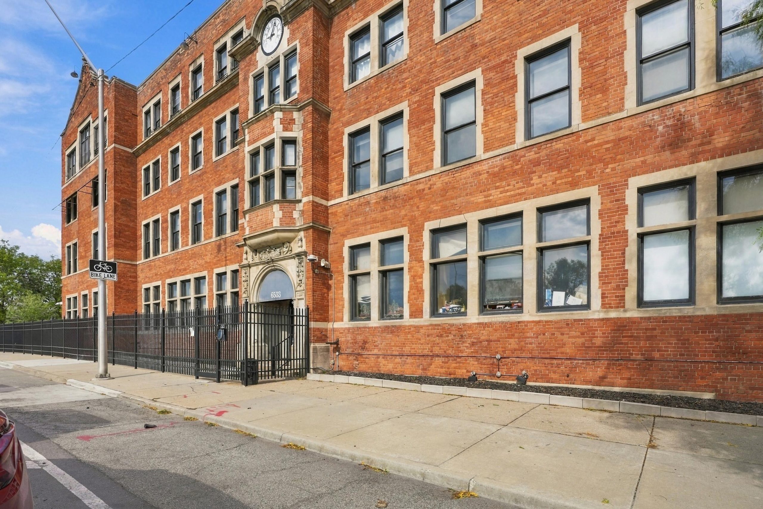 6533 E Jefferson Avenue Unit: 408W