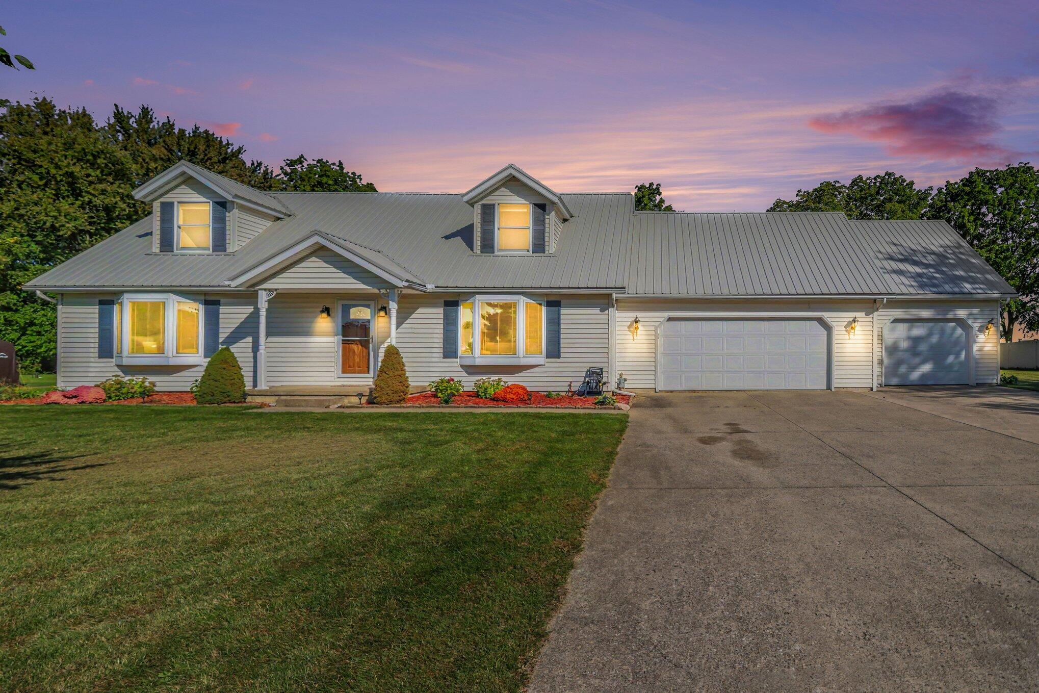 755 Tomahawk Trail
