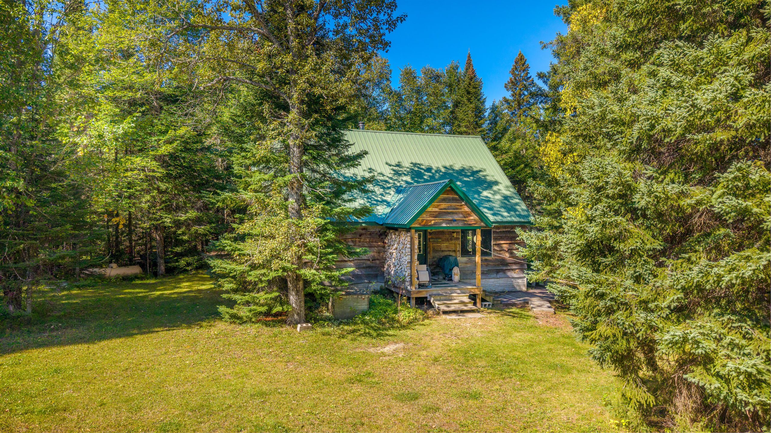 39670 W Tahquamenon River Row