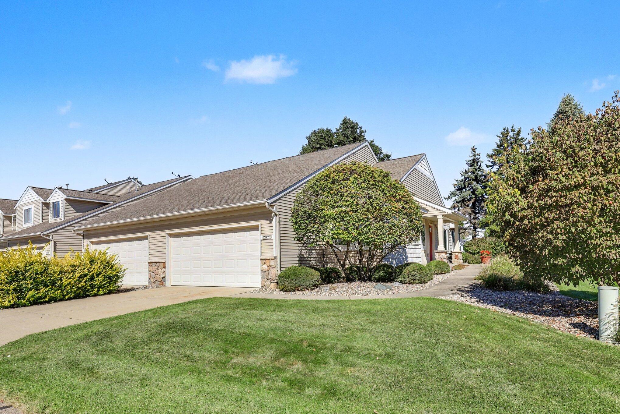 2977 Pebblestone Drive Unit: 6