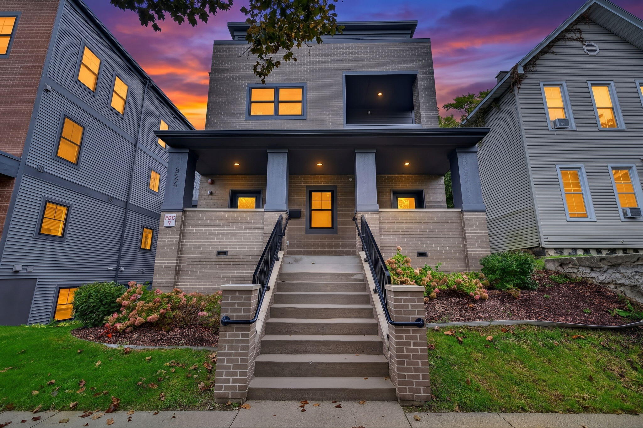 826 Fairview Avenue NE Unit: 3