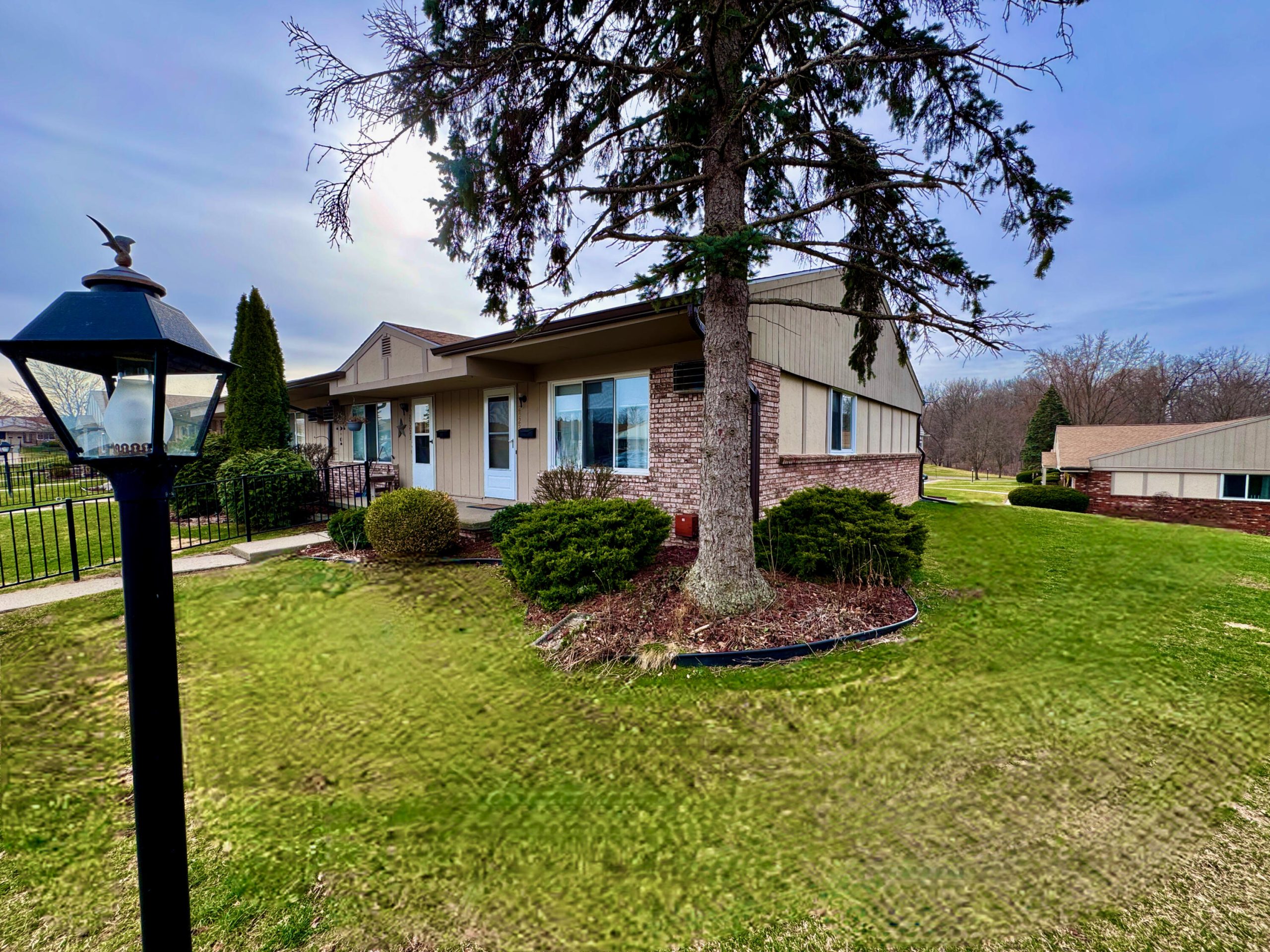 25225 Potomac Drive Building: 35 Unit: 8