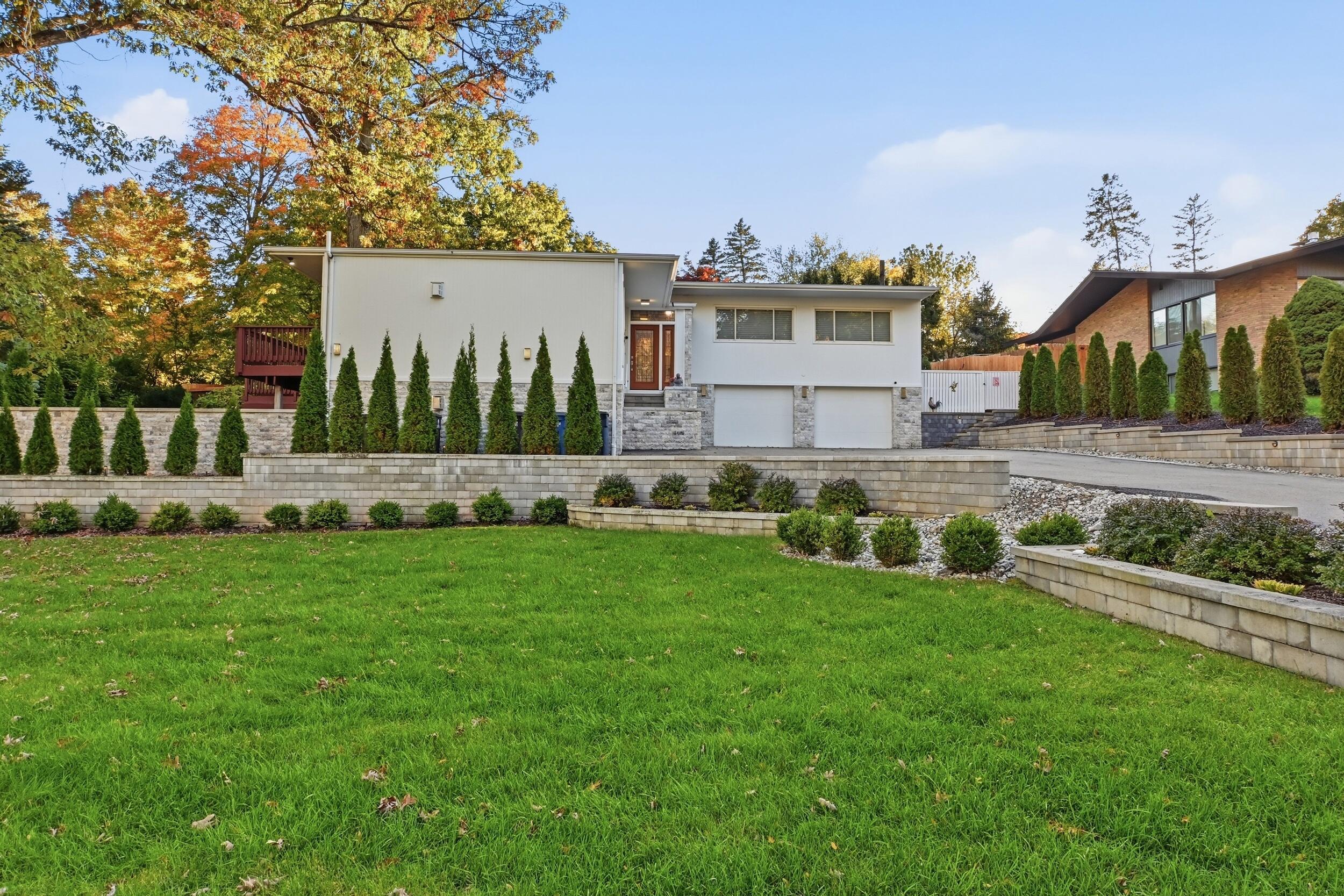 2866 Provincial Drive