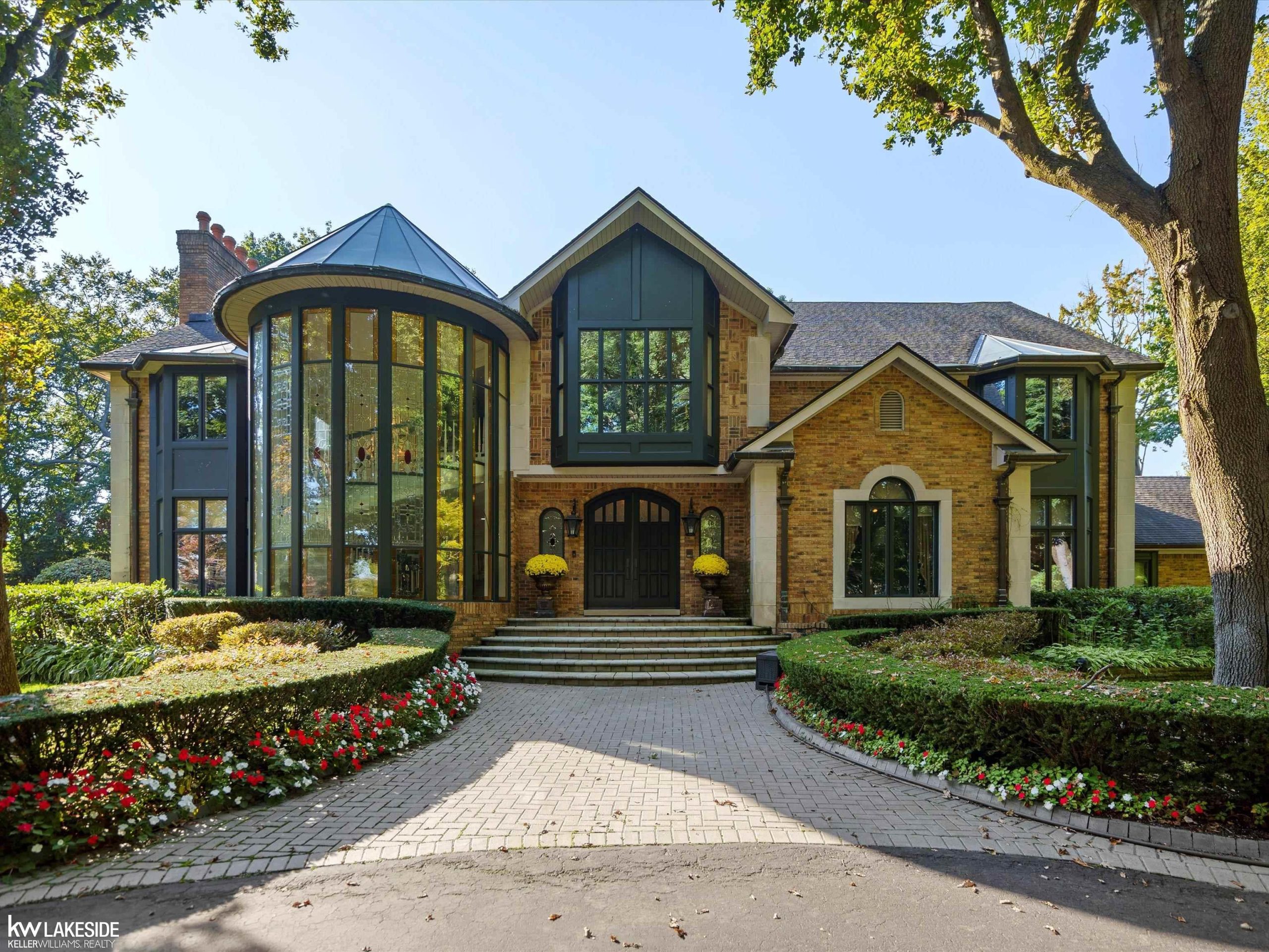 17455 Iris CIR