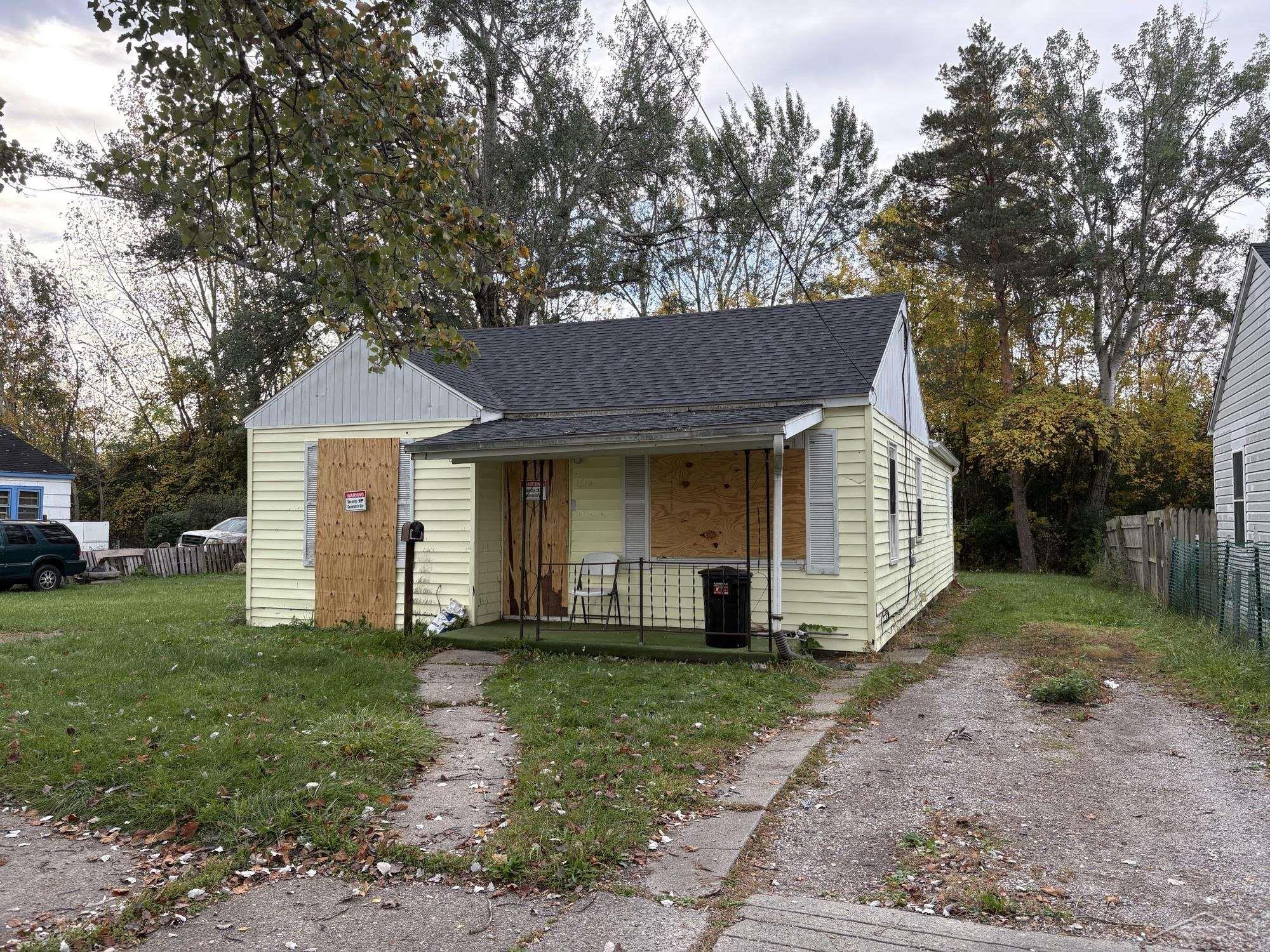 1519 Gilbert DR