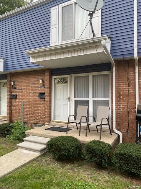 723, McDougall, Detroit, Michigan, 48207