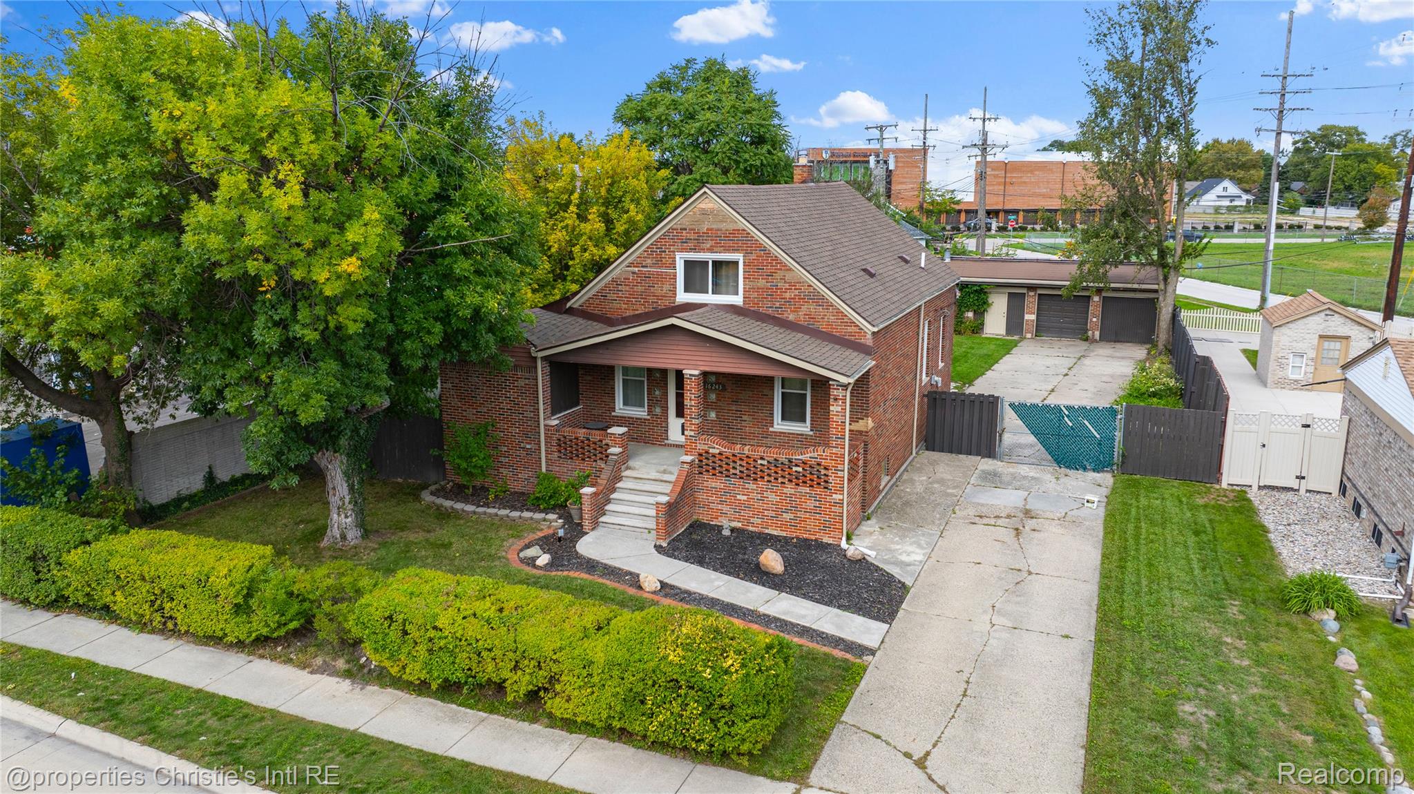 16243, Owen, Eastpointe, Michigan, 48021