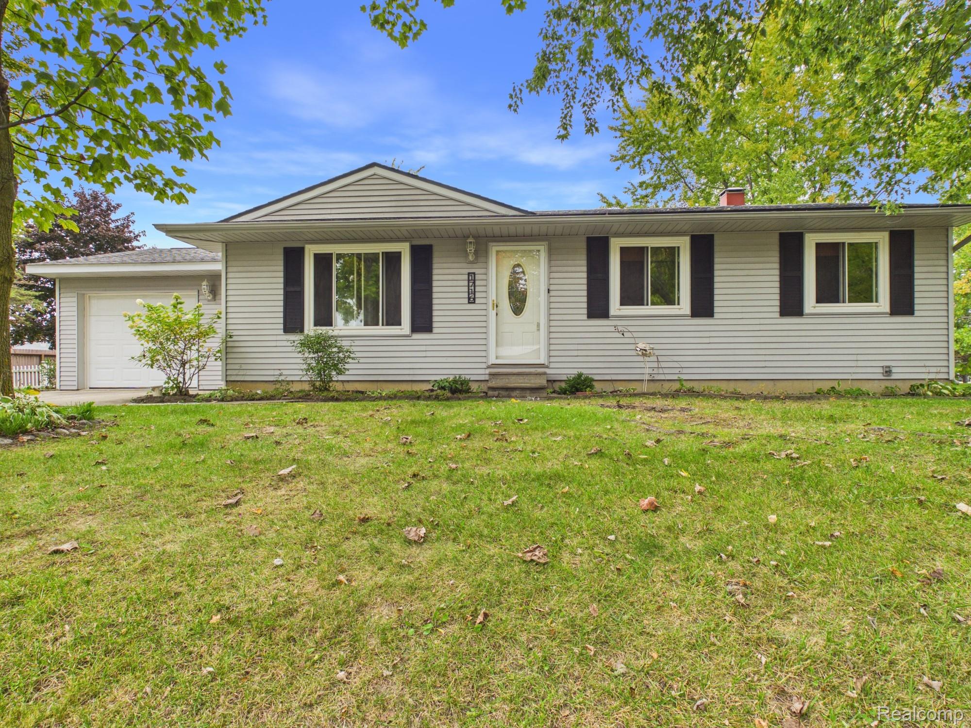 1716, Pilgrim, Lapeer, Michigan, 48446
