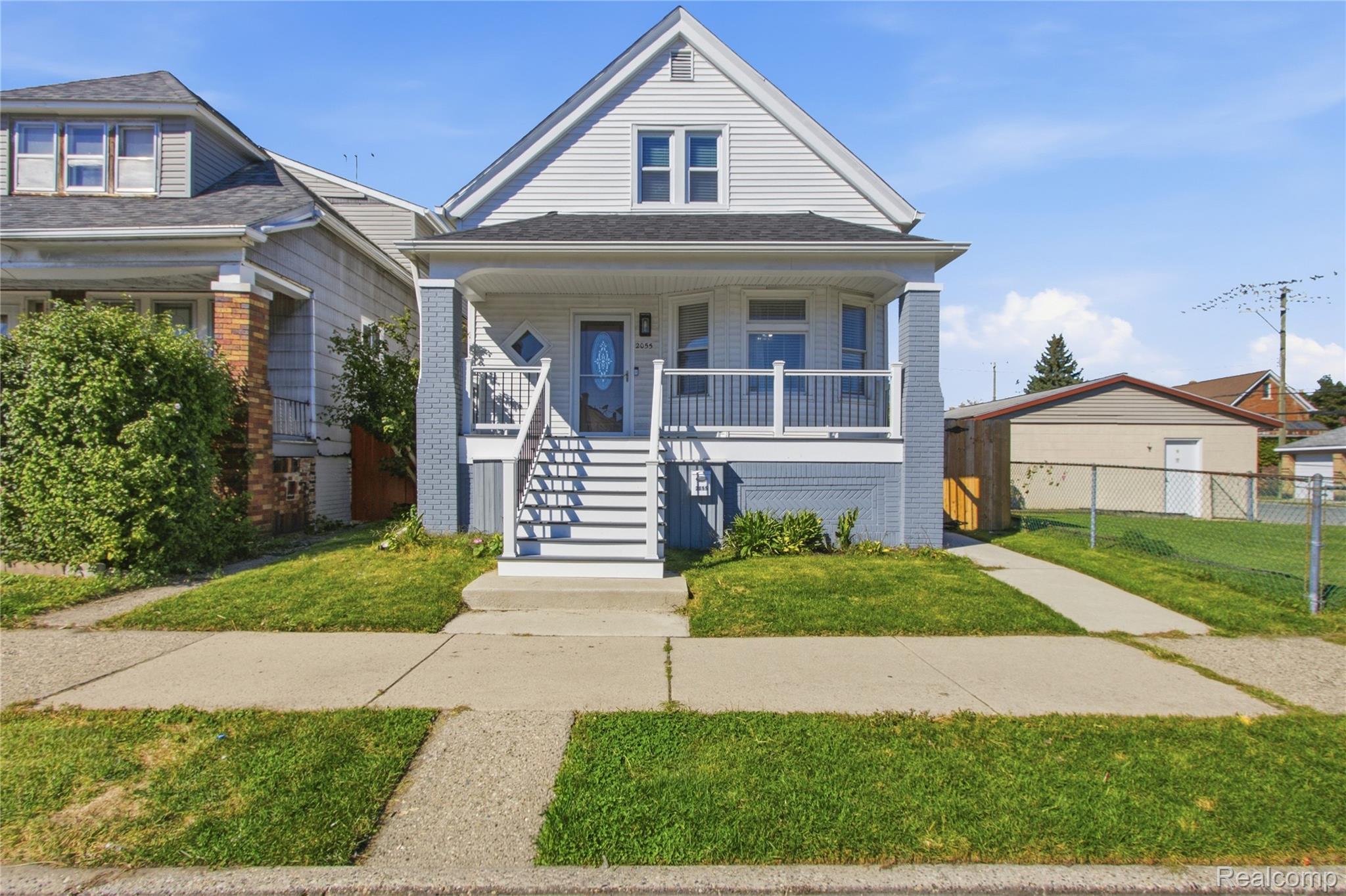2055, Evaline, Hamtramck, Michigan, 48212