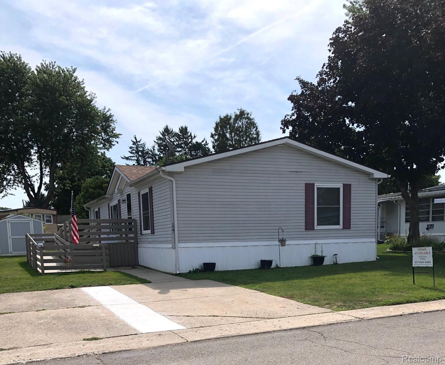 127, Pine Drive, Jonesville, Michigan, 49250