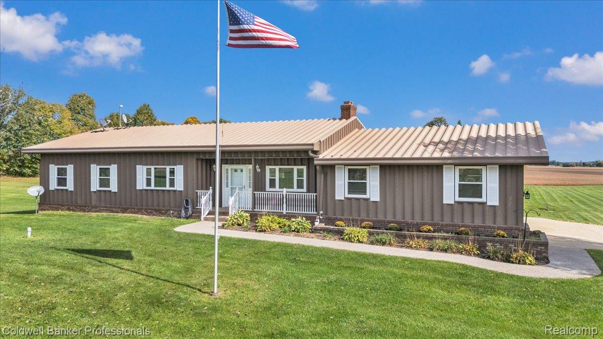 2110, Blacks Corners, Imlay City, Michigan, 48444