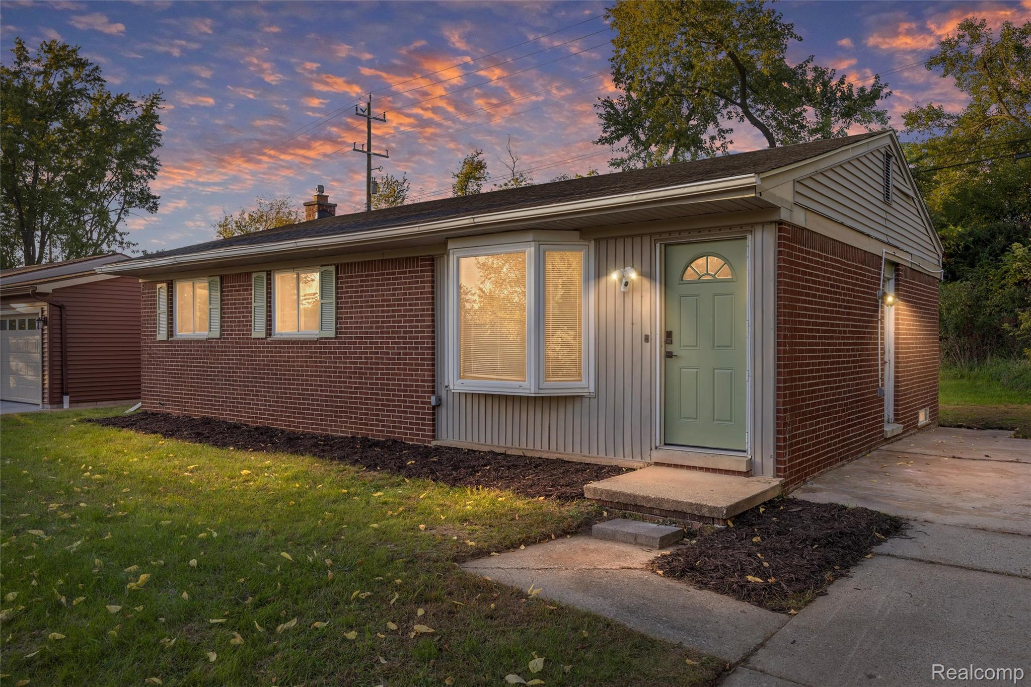 619 Skydale DR