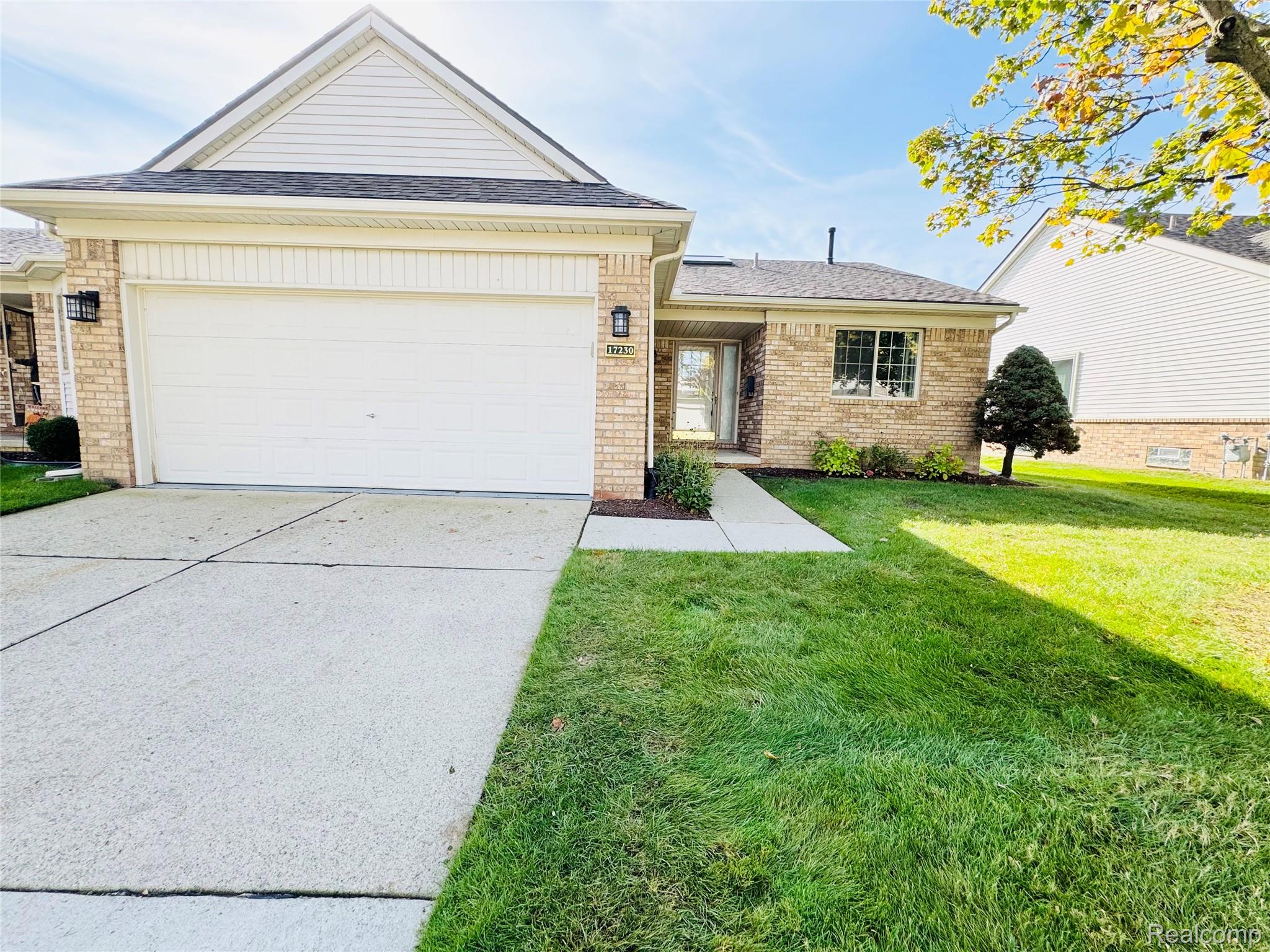 17230 Mayfield DR