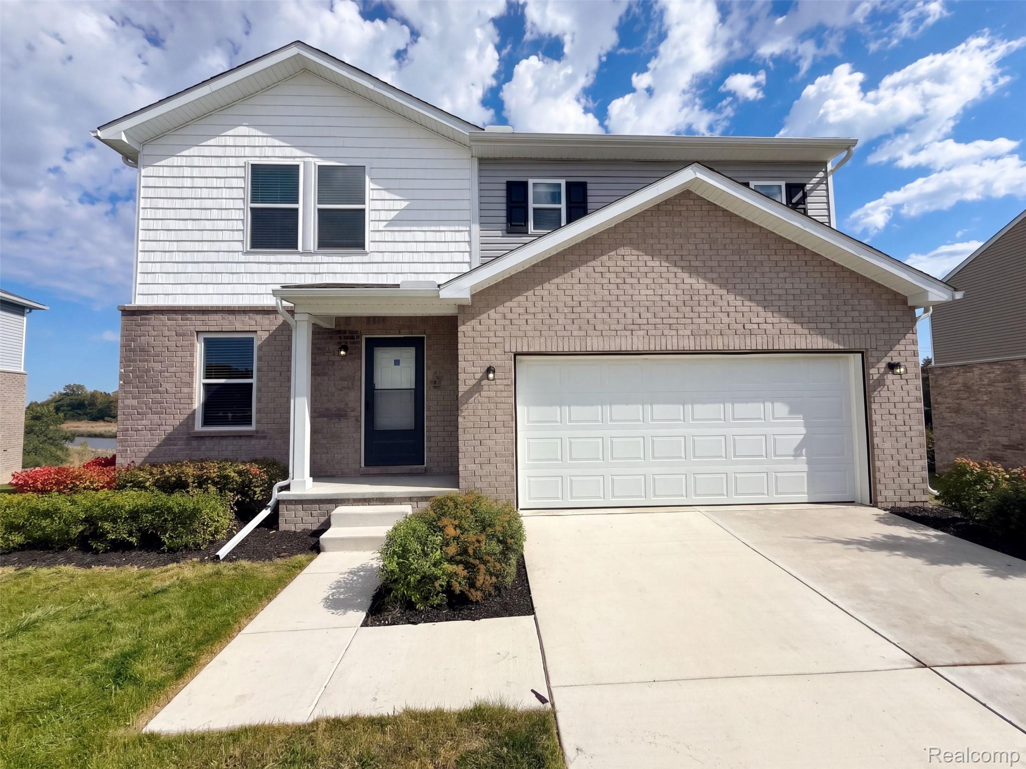 10103 Lakeview DR