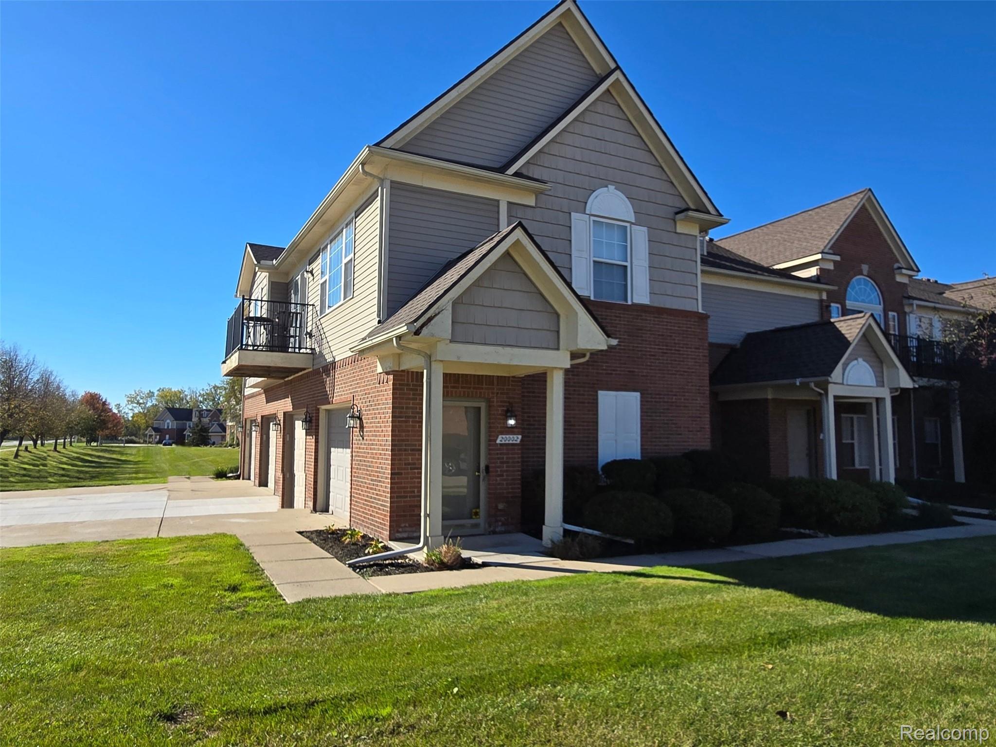 20002 Hidden Oaks DR